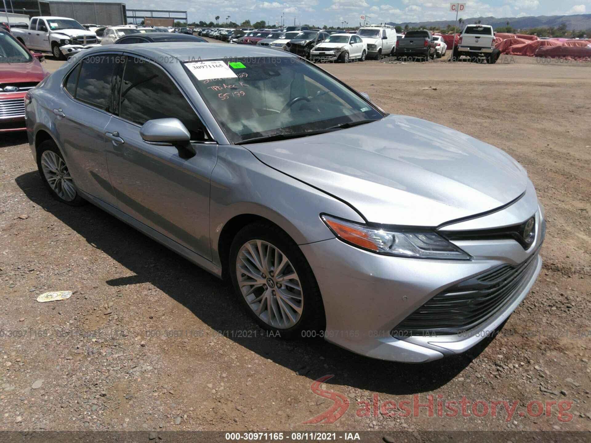 4T1B11HK9JU518843 2018 TOYOTA CAMRY