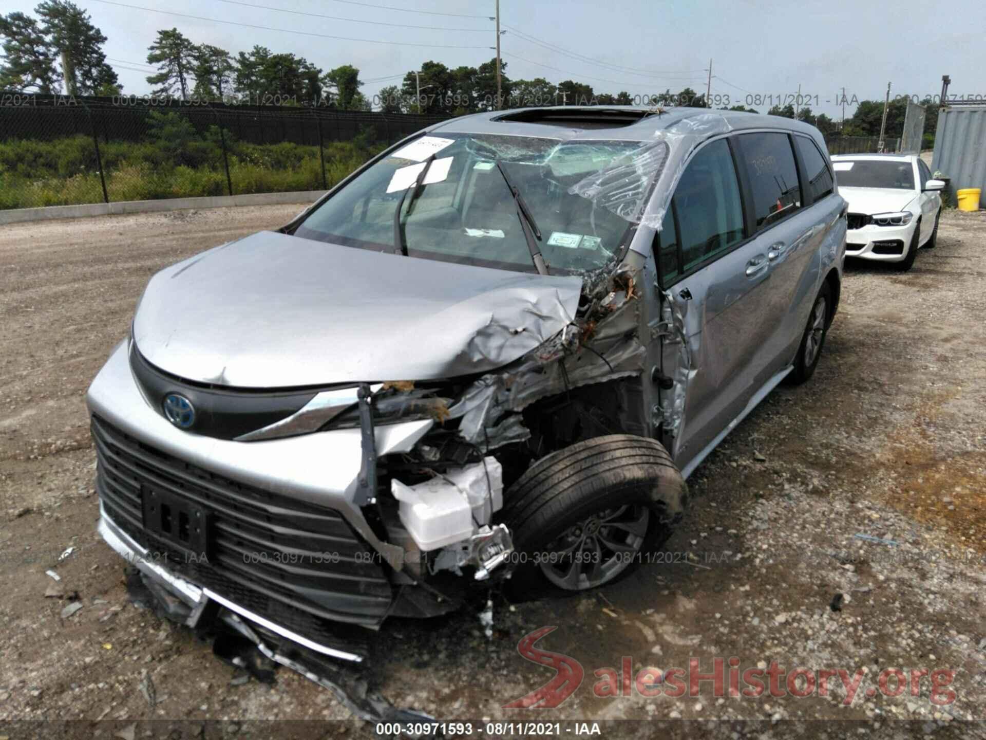 5TDYRKEC3MS017062 2021 TOYOTA SIENNA