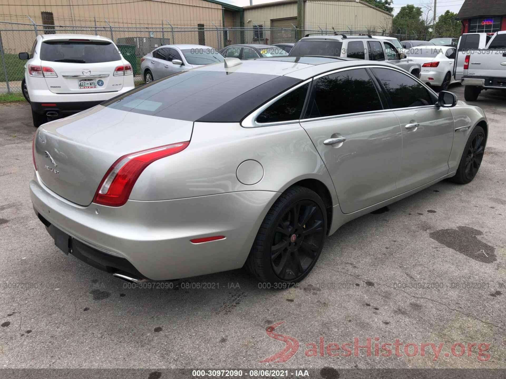 SAJWA2G74H8W03778 2017 JAGUAR XJ