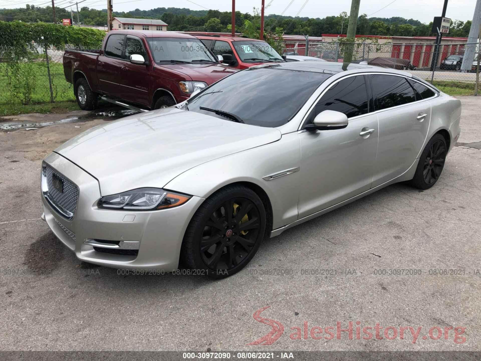 SAJWA2G74H8W03778 2017 JAGUAR XJ