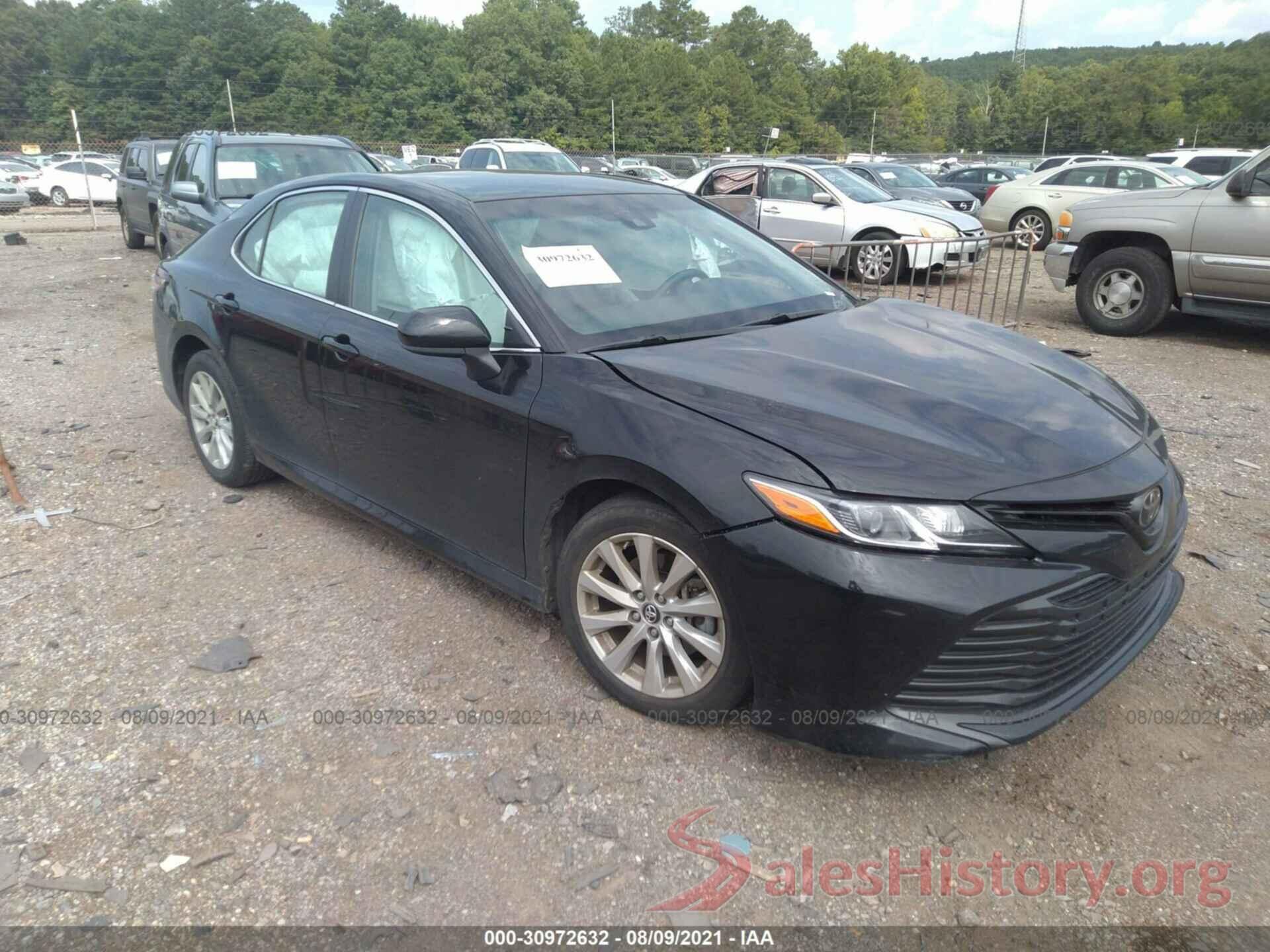 4T1B11HK9JU113596 2018 TOYOTA CAMRY