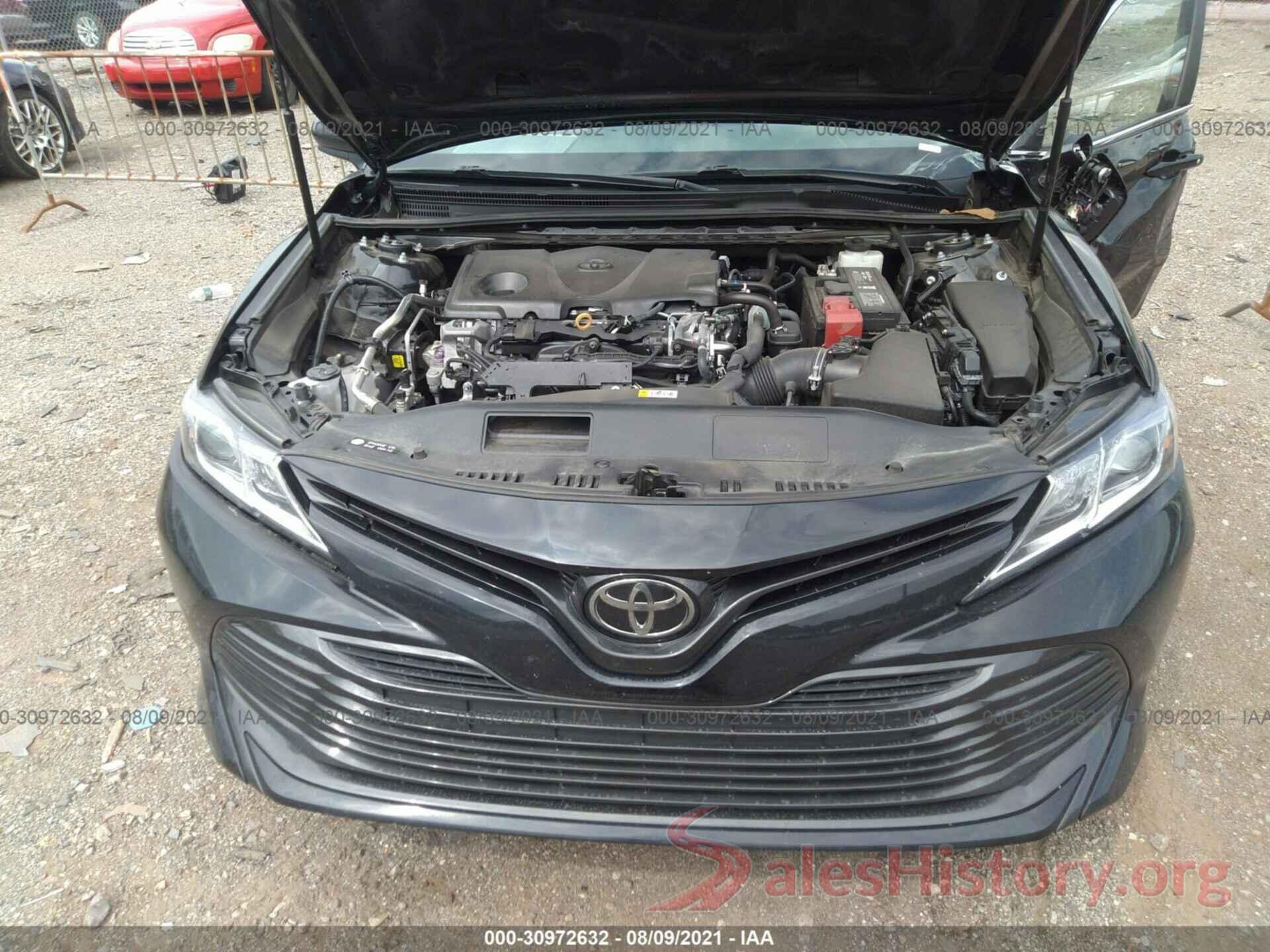 4T1B11HK9JU113596 2018 TOYOTA CAMRY