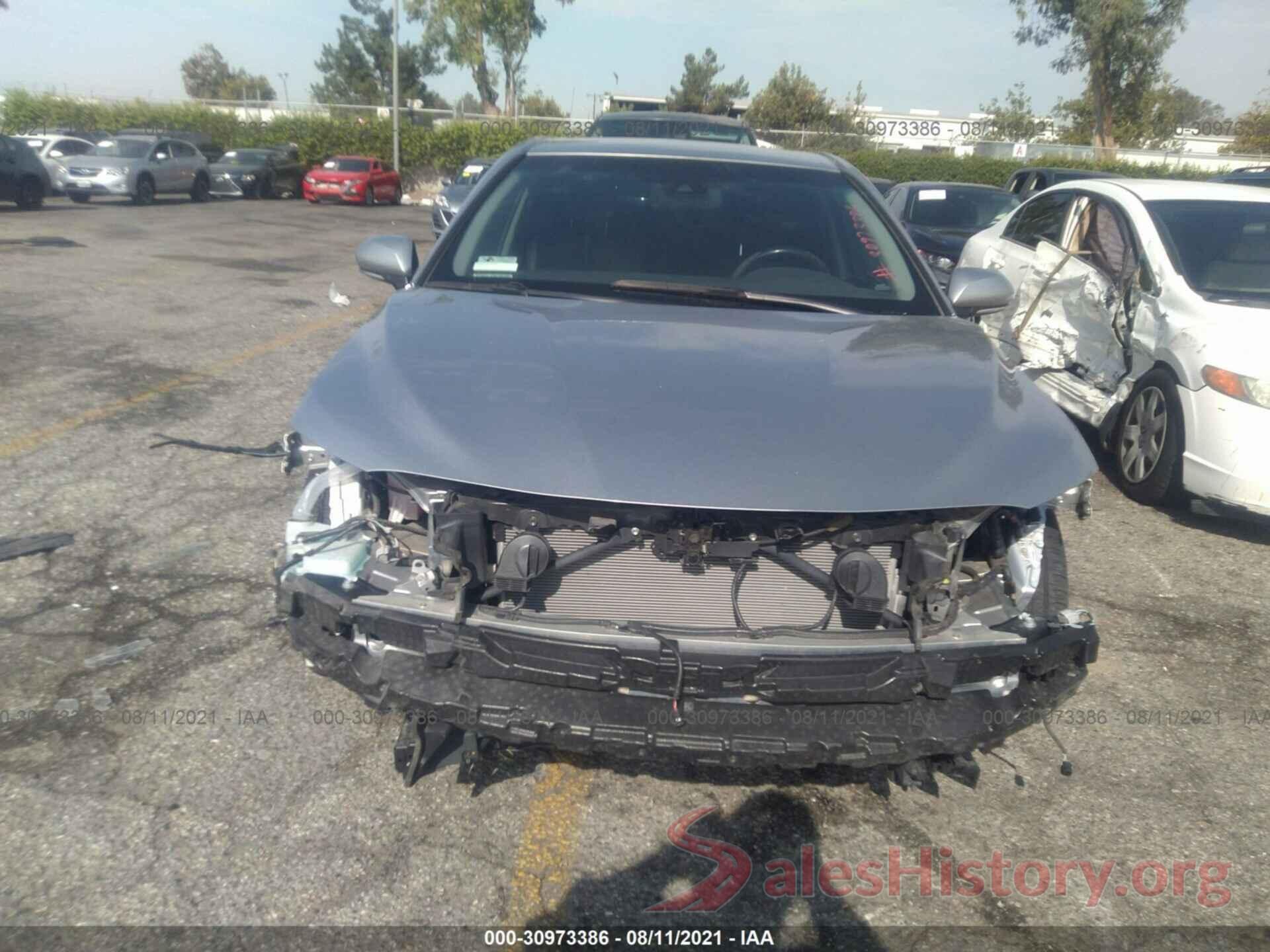 4T1B11HK3JU662467 2018 TOYOTA CAMRY