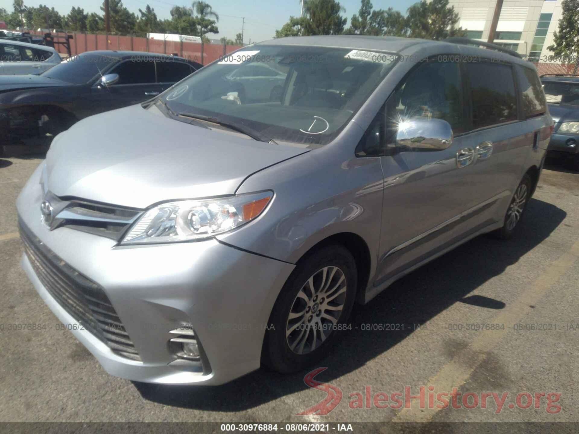 5TDYZ3DCXJS951805 2018 TOYOTA SIENNA