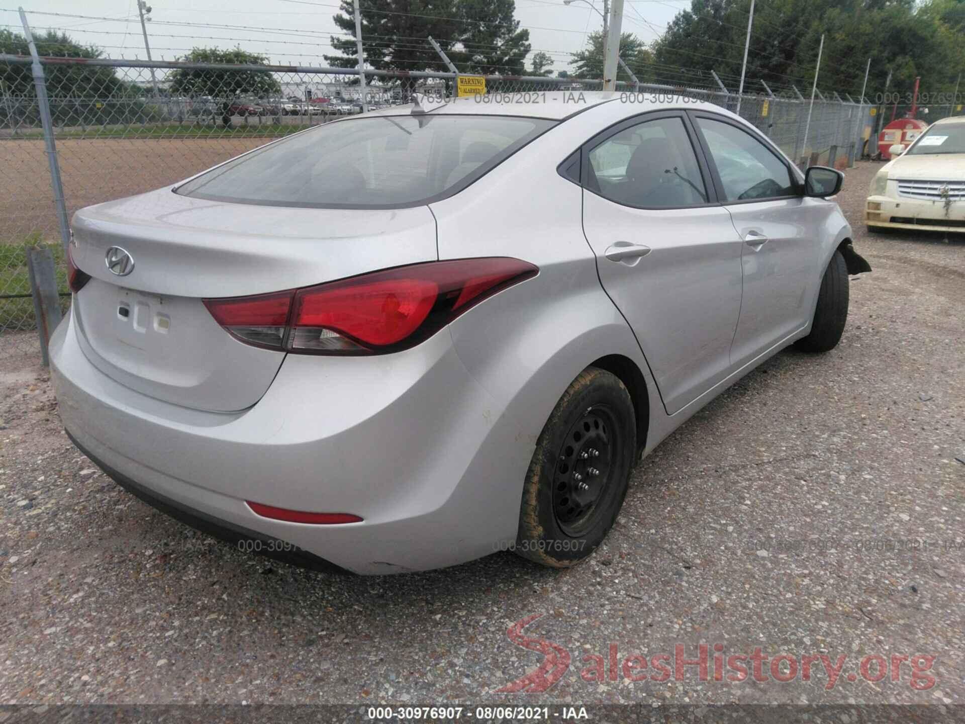 5NPDH4AE4GH793909 2016 HYUNDAI ELANTRA