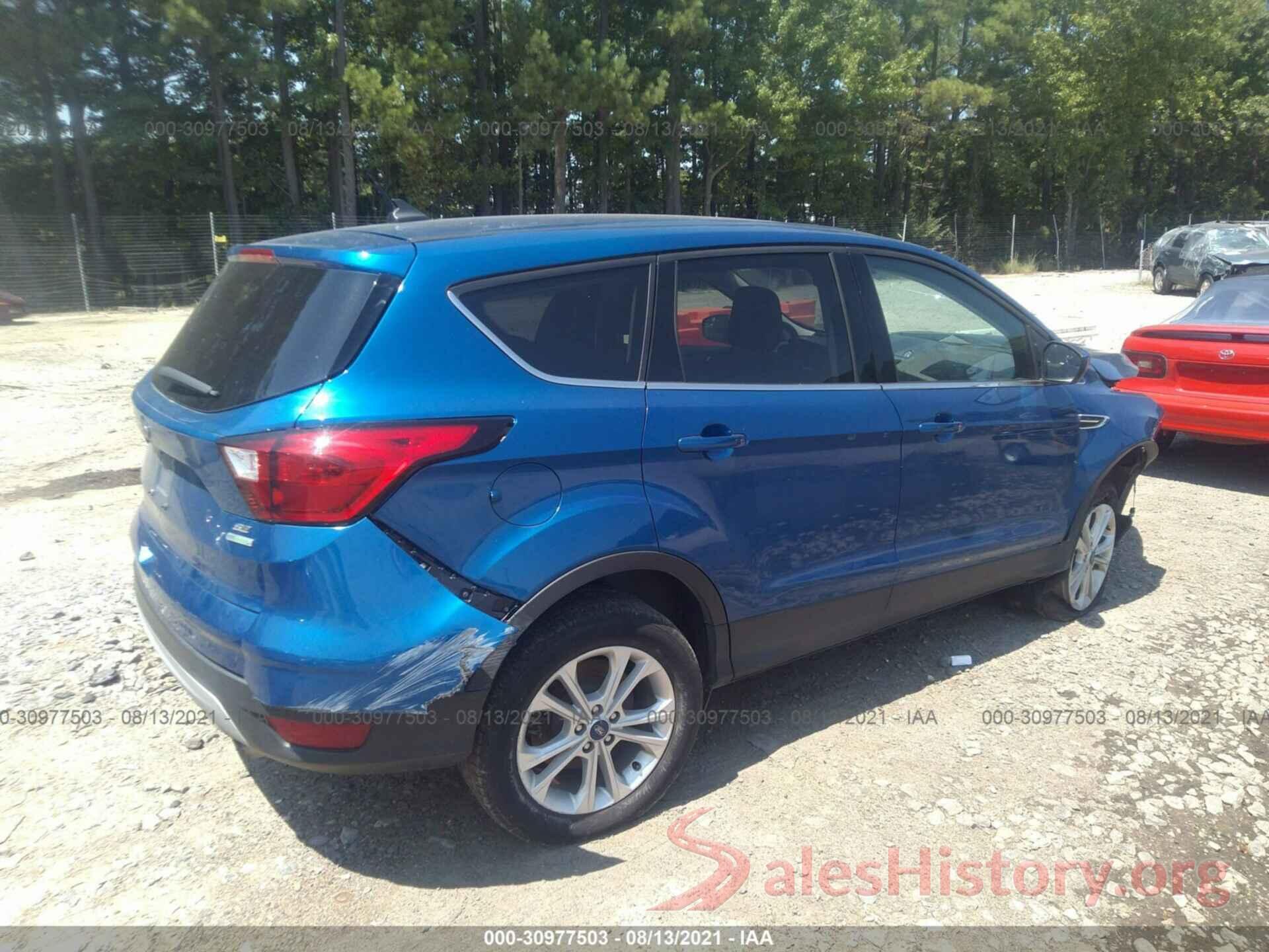 1FMCU0GD3KUB13068 2019 FORD ESCAPE