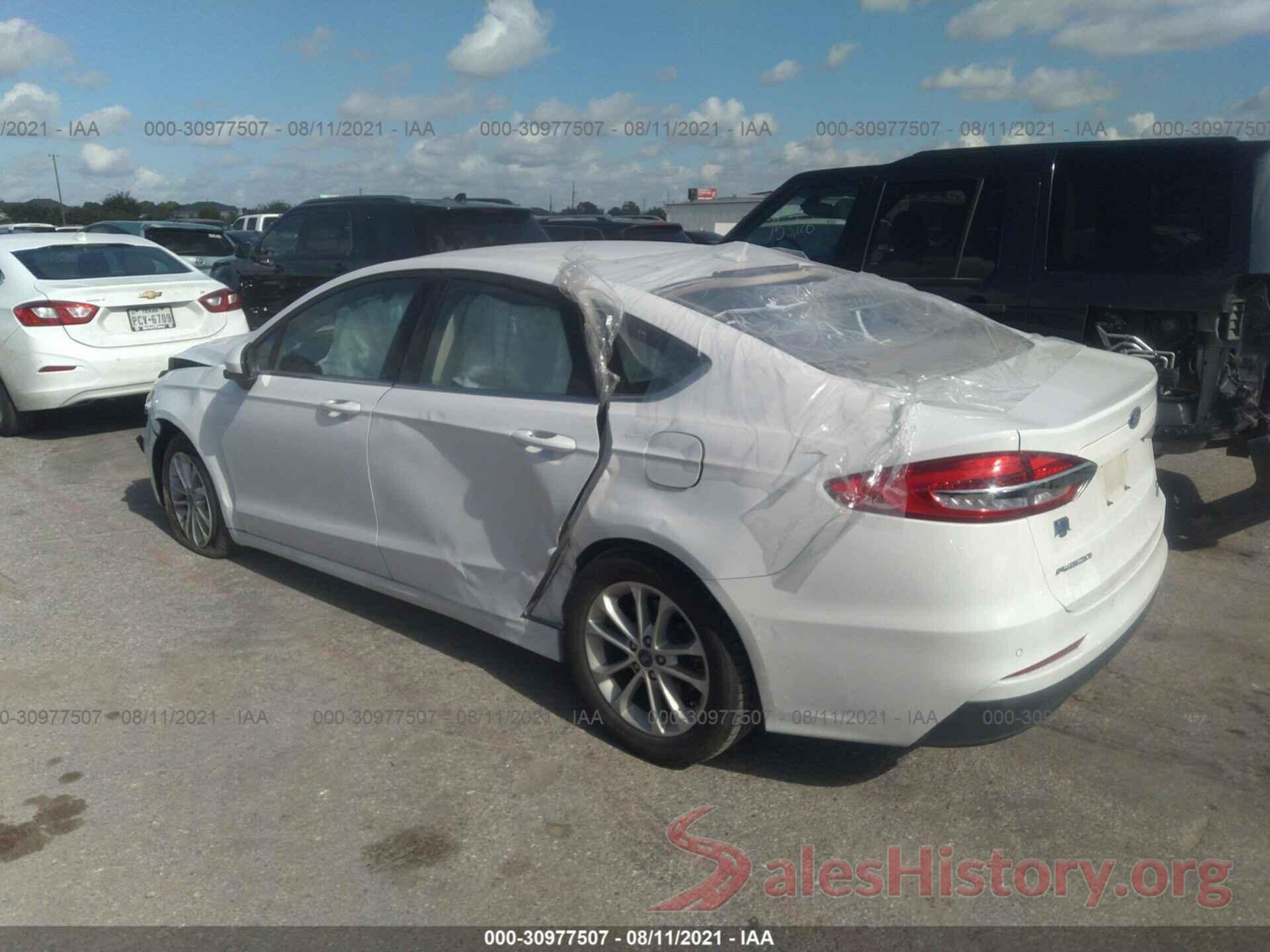 3FA6P0HD8LR208439 2020 FORD FUSION