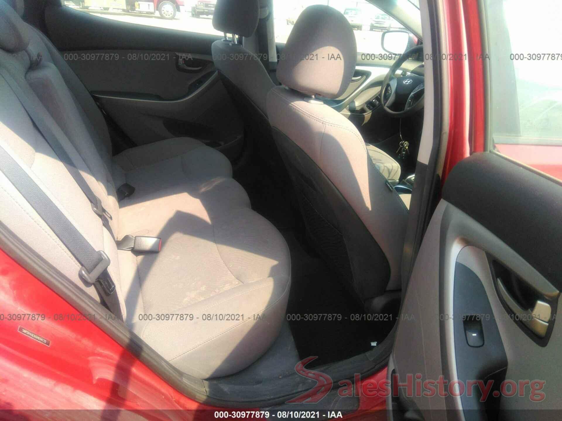 5NPDH4AE6GH694170 2016 HYUNDAI ELANTRA