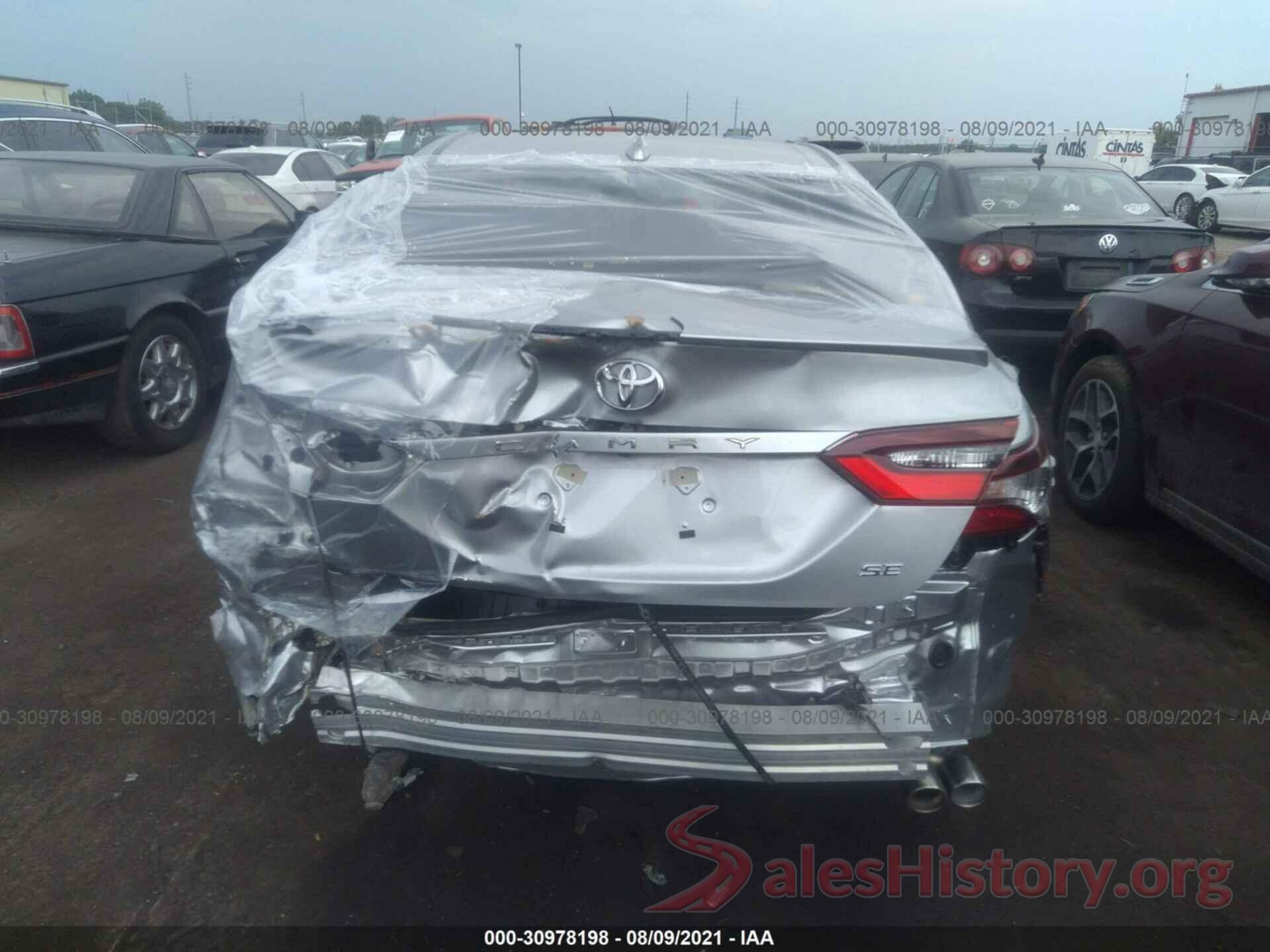 4T1G11AK3MU591064 2021 TOYOTA CAMRY