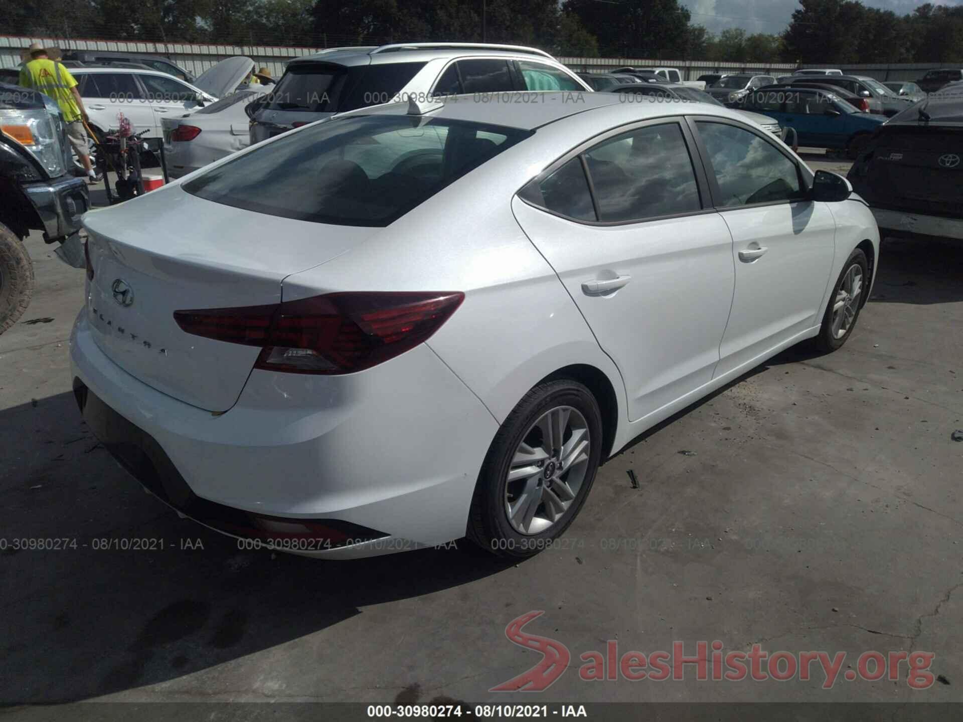 5NPD84LF5LH571055 2020 HYUNDAI ELANTRA