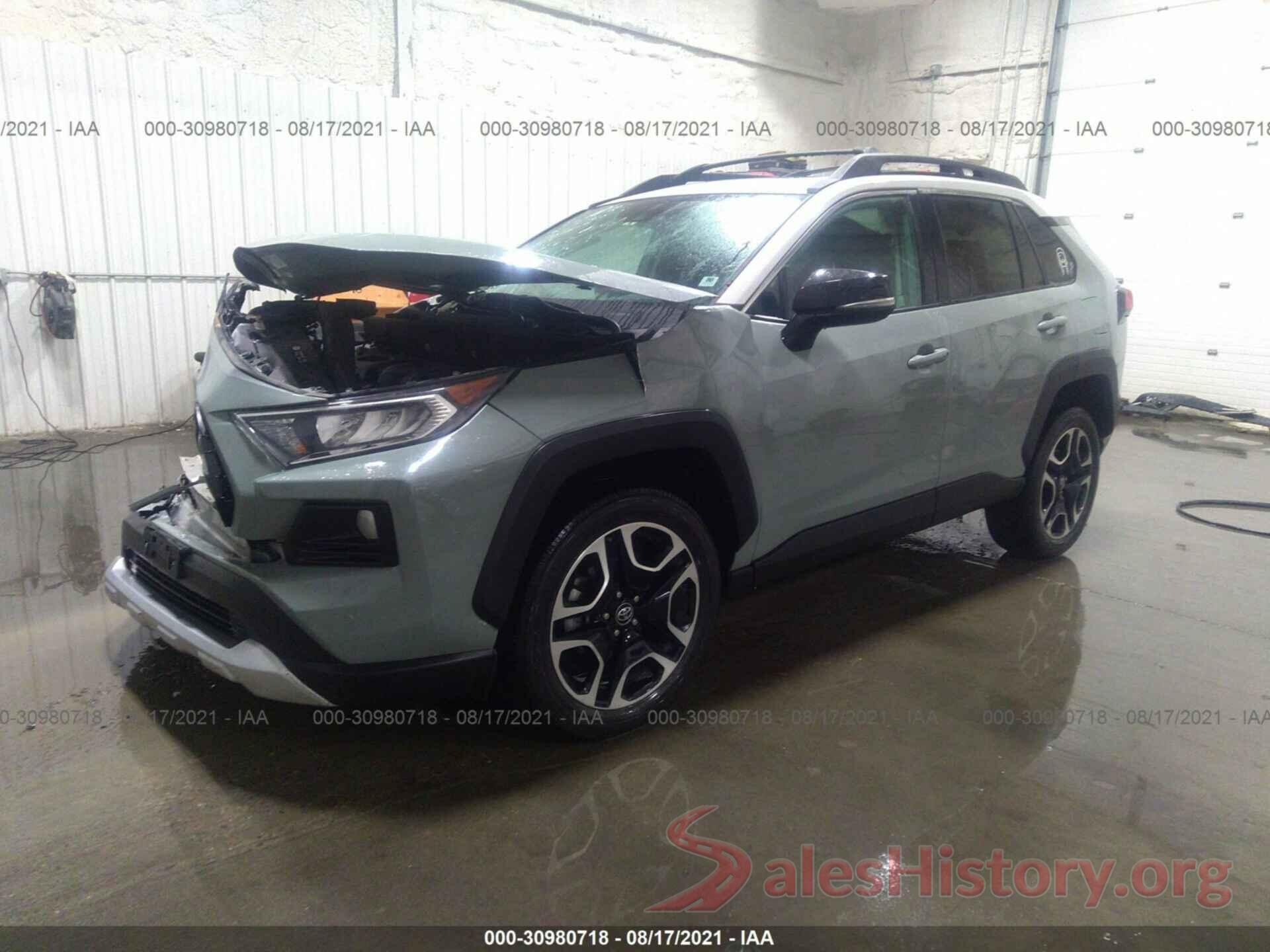 2T3J1RFV8KC015564 2019 TOYOTA RAV4