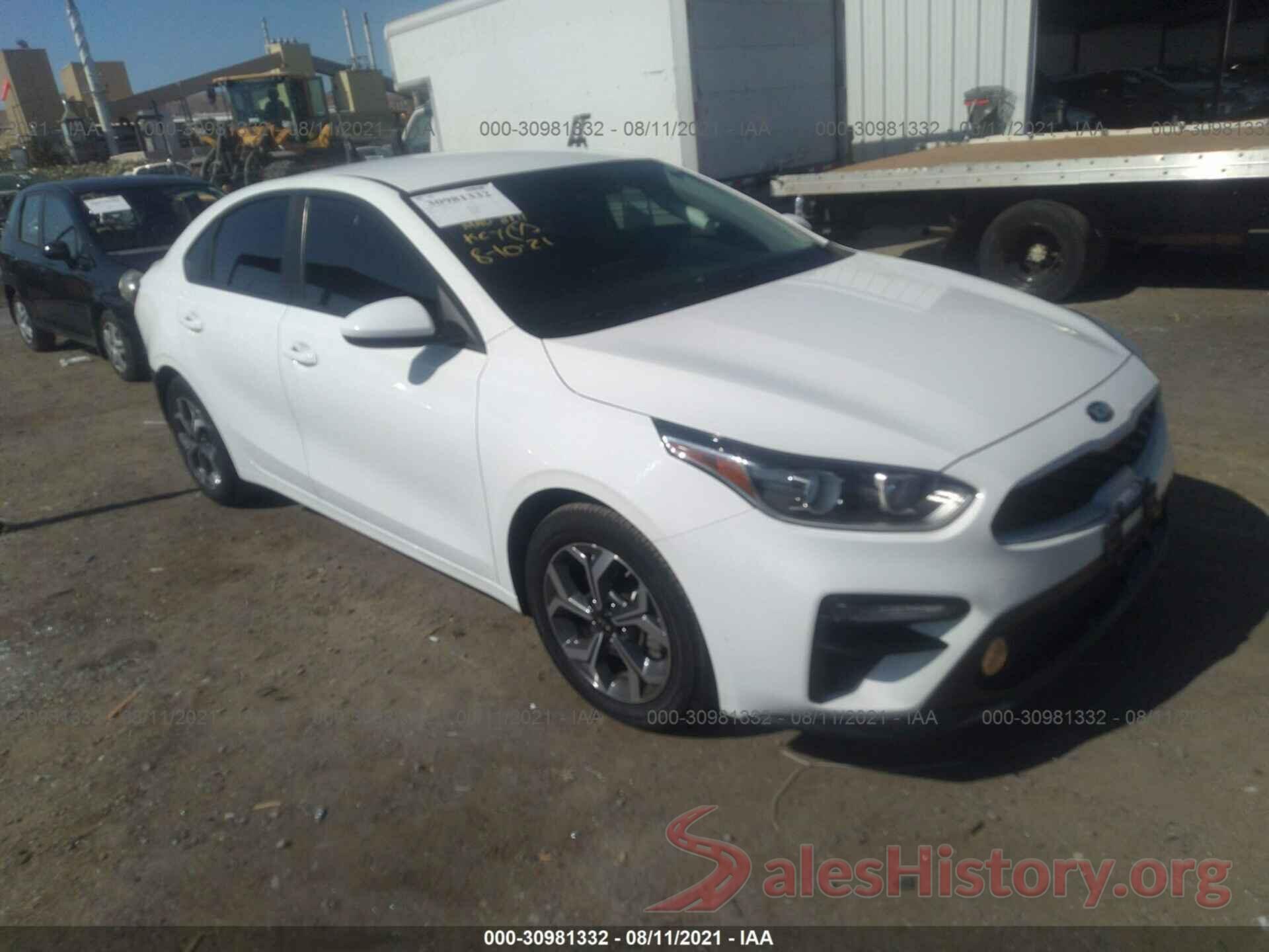 3KPF24AD2KE070896 2019 KIA FORTE