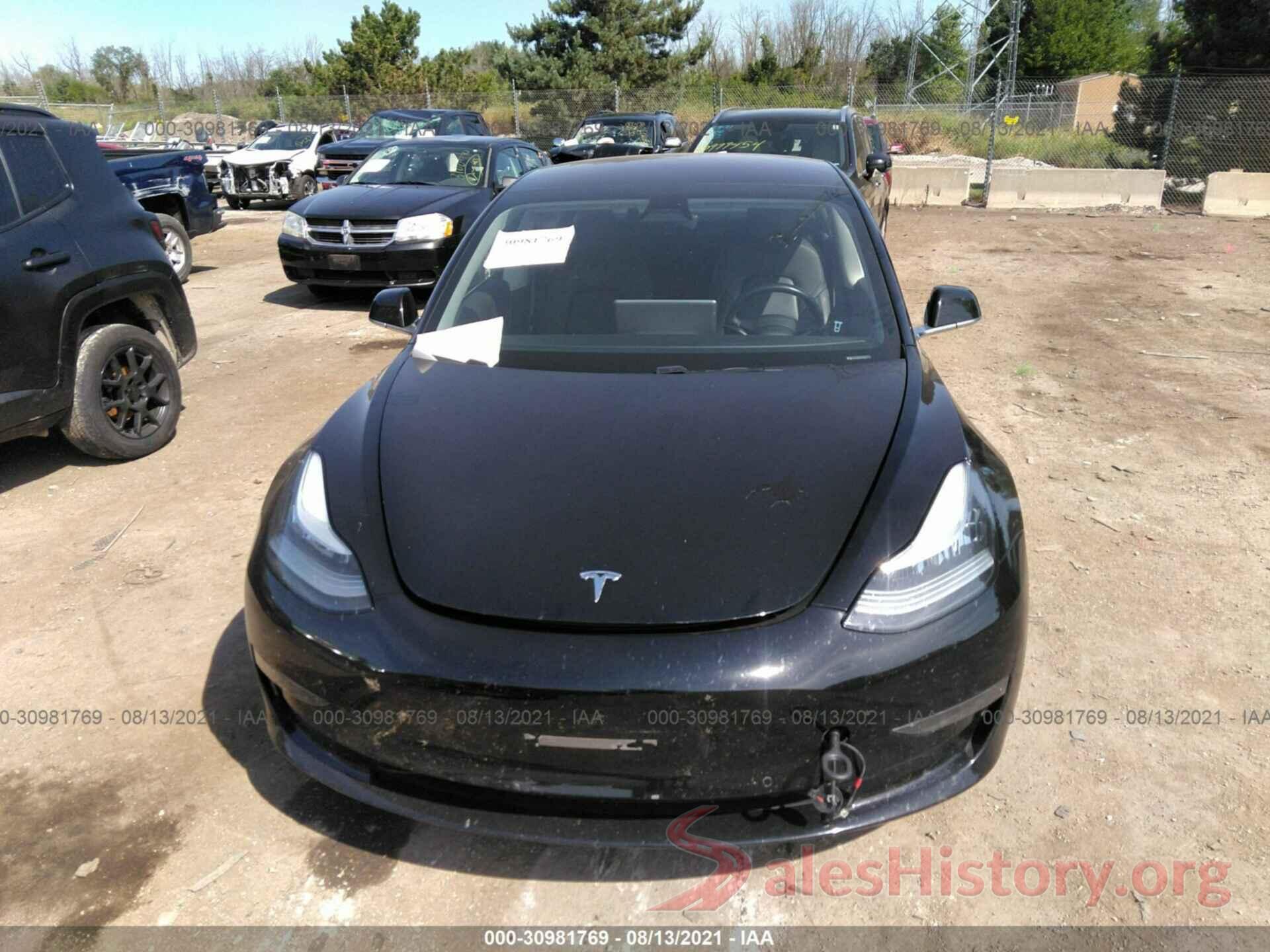 5YJ3E1EB8JF131825 2018 TESLA MODEL 3