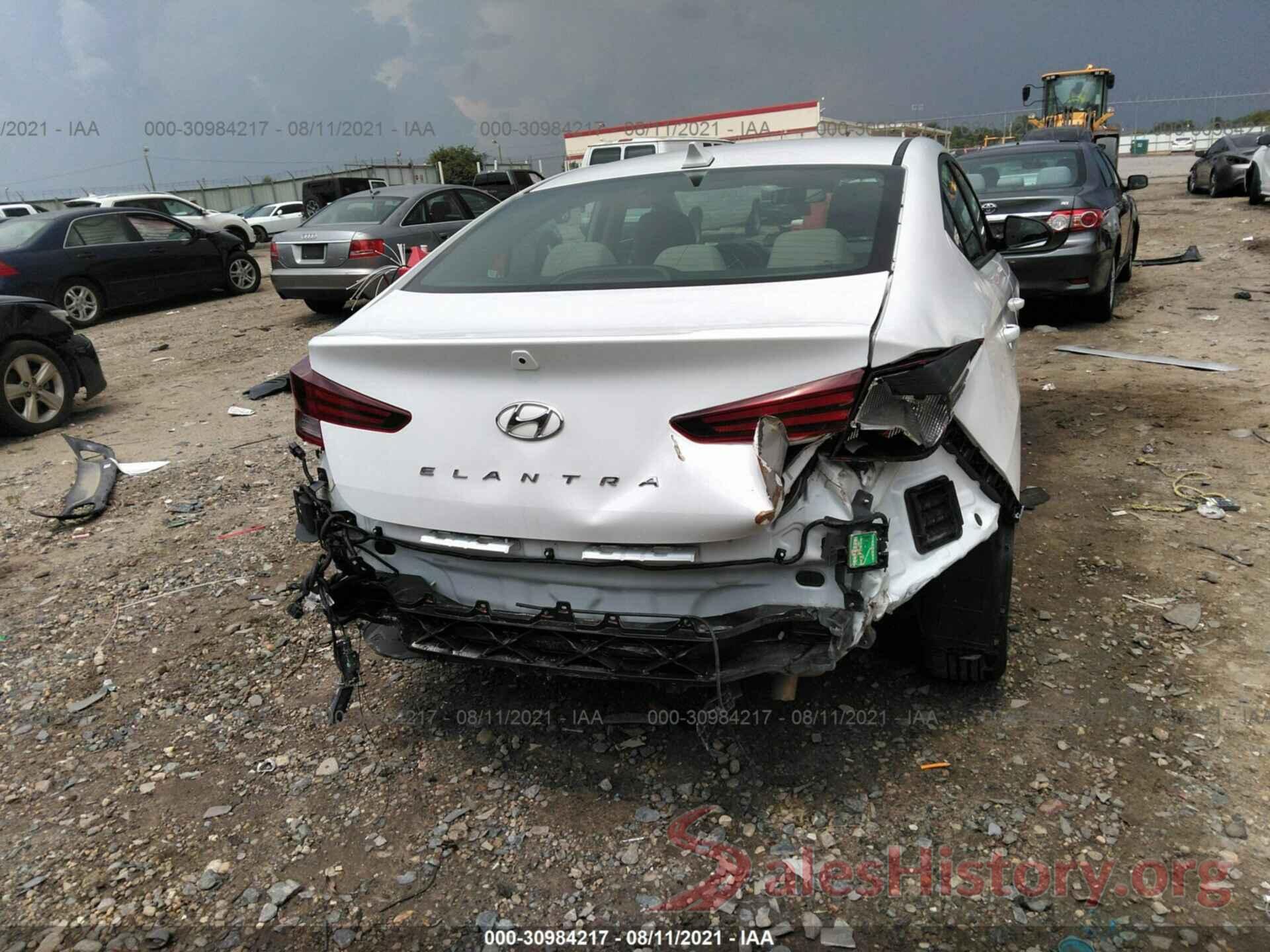 5NPD84LF3KH470479 2019 HYUNDAI ELANTRA