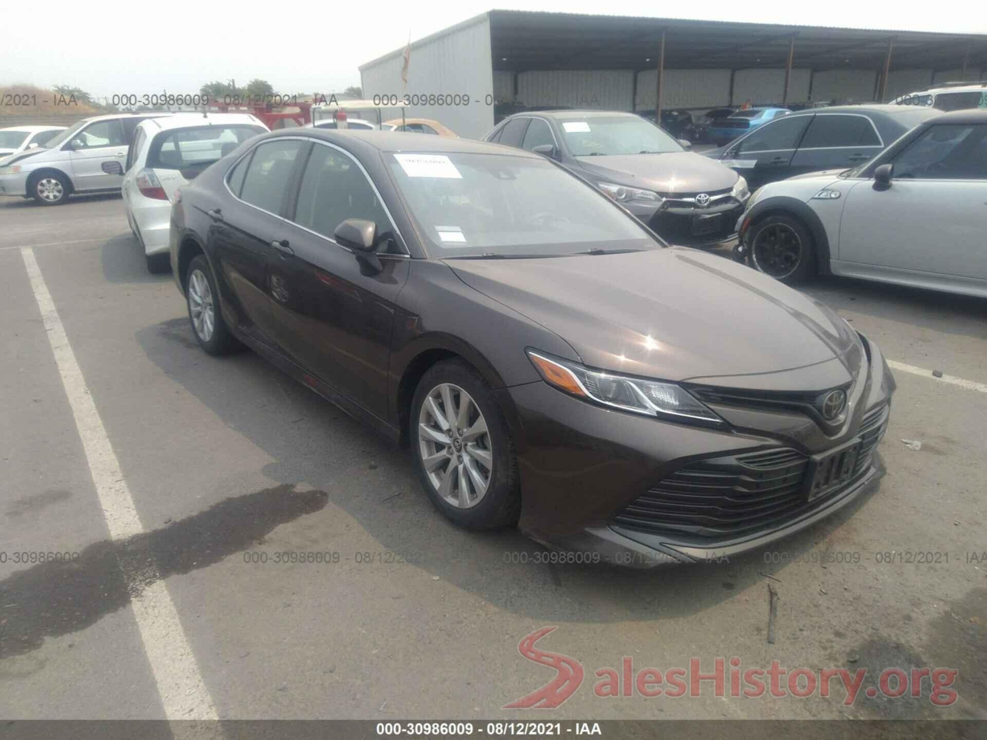 JTNB11HK3J3047746 2018 TOYOTA CAMRY