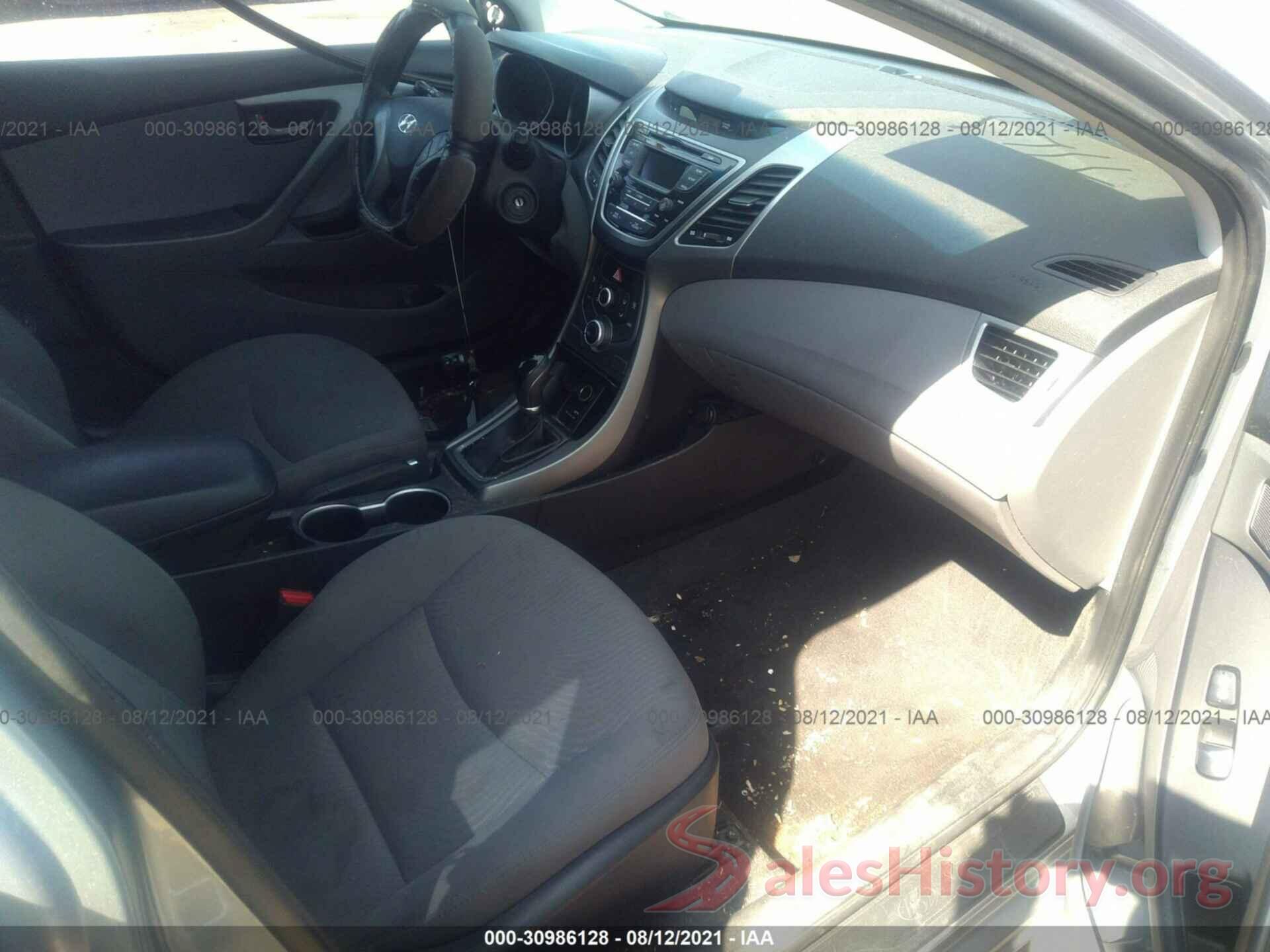 5NPDH4AE4GH755872 2016 HYUNDAI ELANTRA