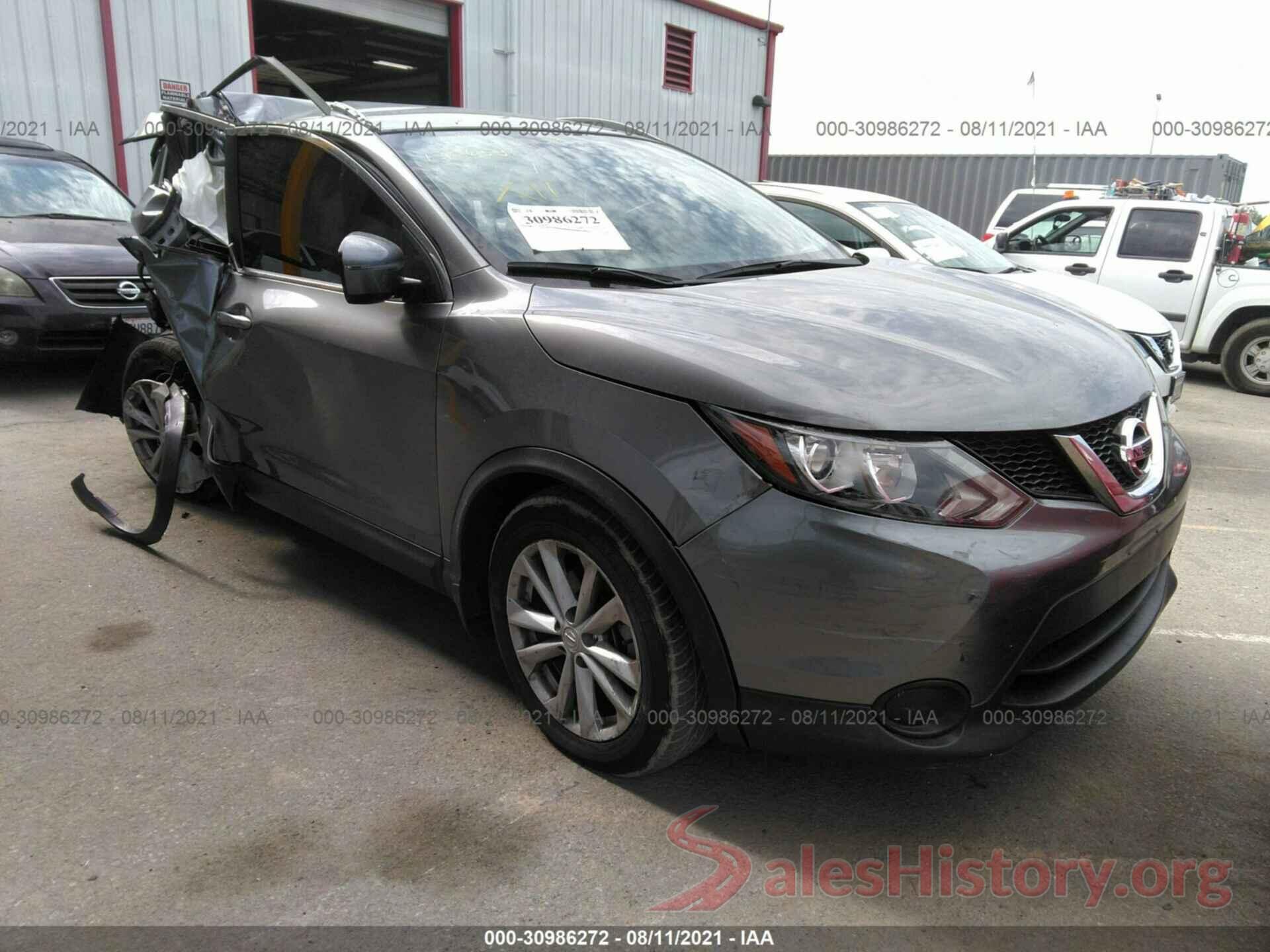 JN1BJ1CP3HW016385 2017 NISSAN ROGUE SPORT