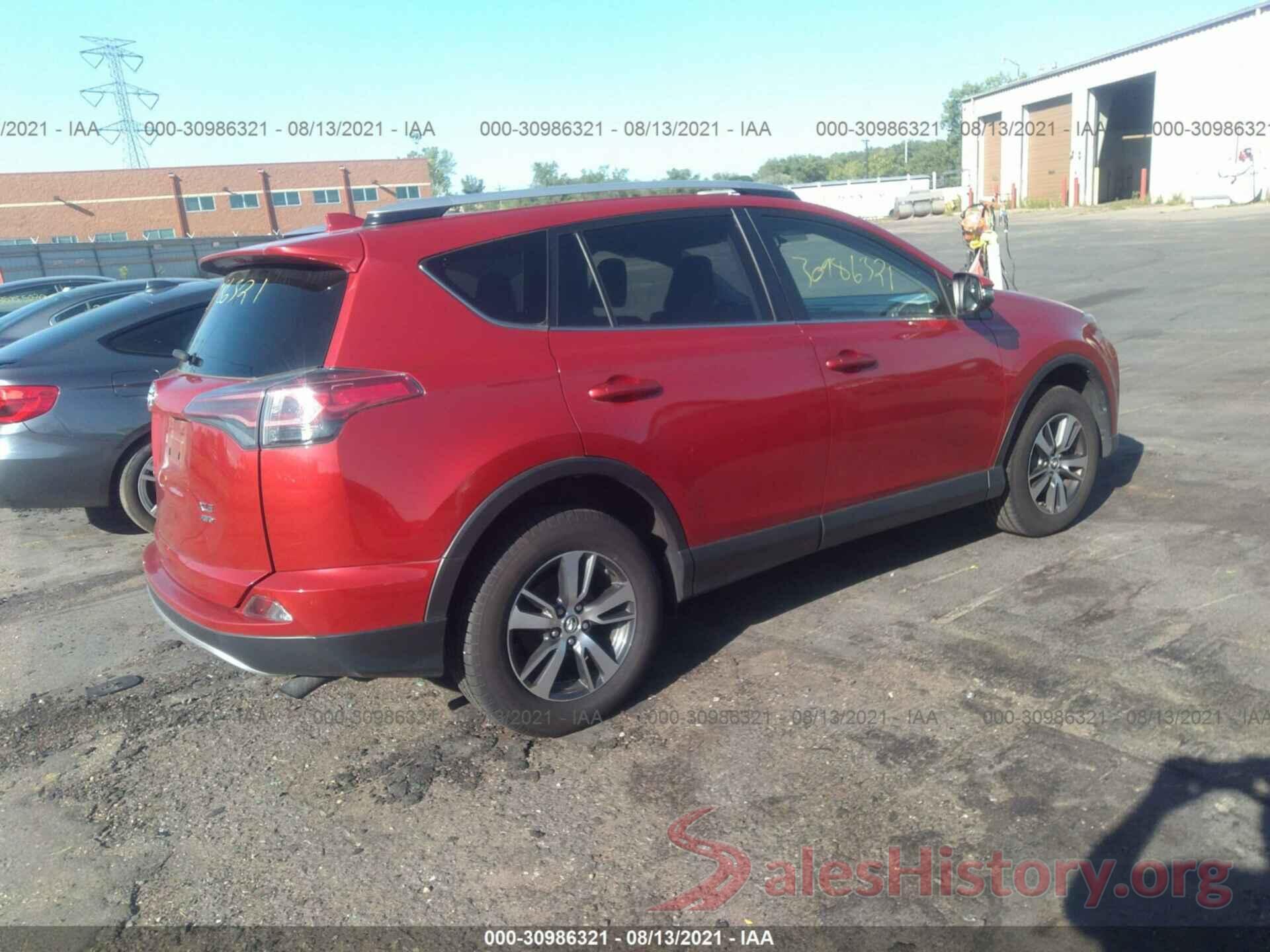 JTMRFREV3GJ080669 2016 TOYOTA RAV4