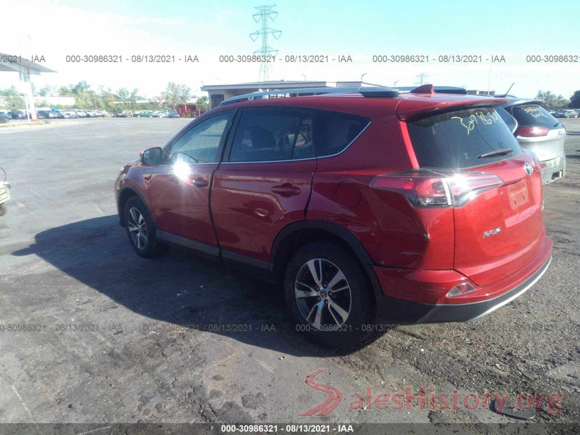 JTMRFREV3GJ080669 2016 TOYOTA RAV4