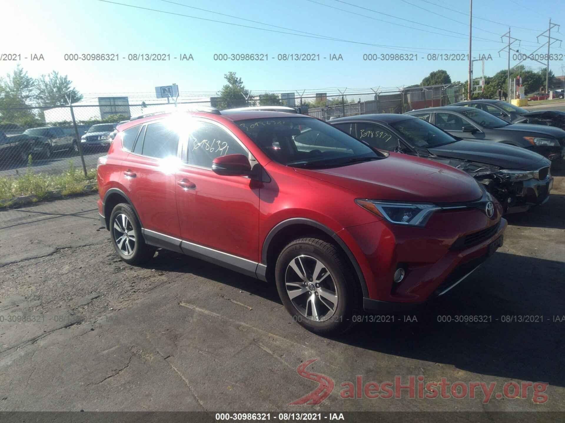 JTMRFREV3GJ080669 2016 TOYOTA RAV4