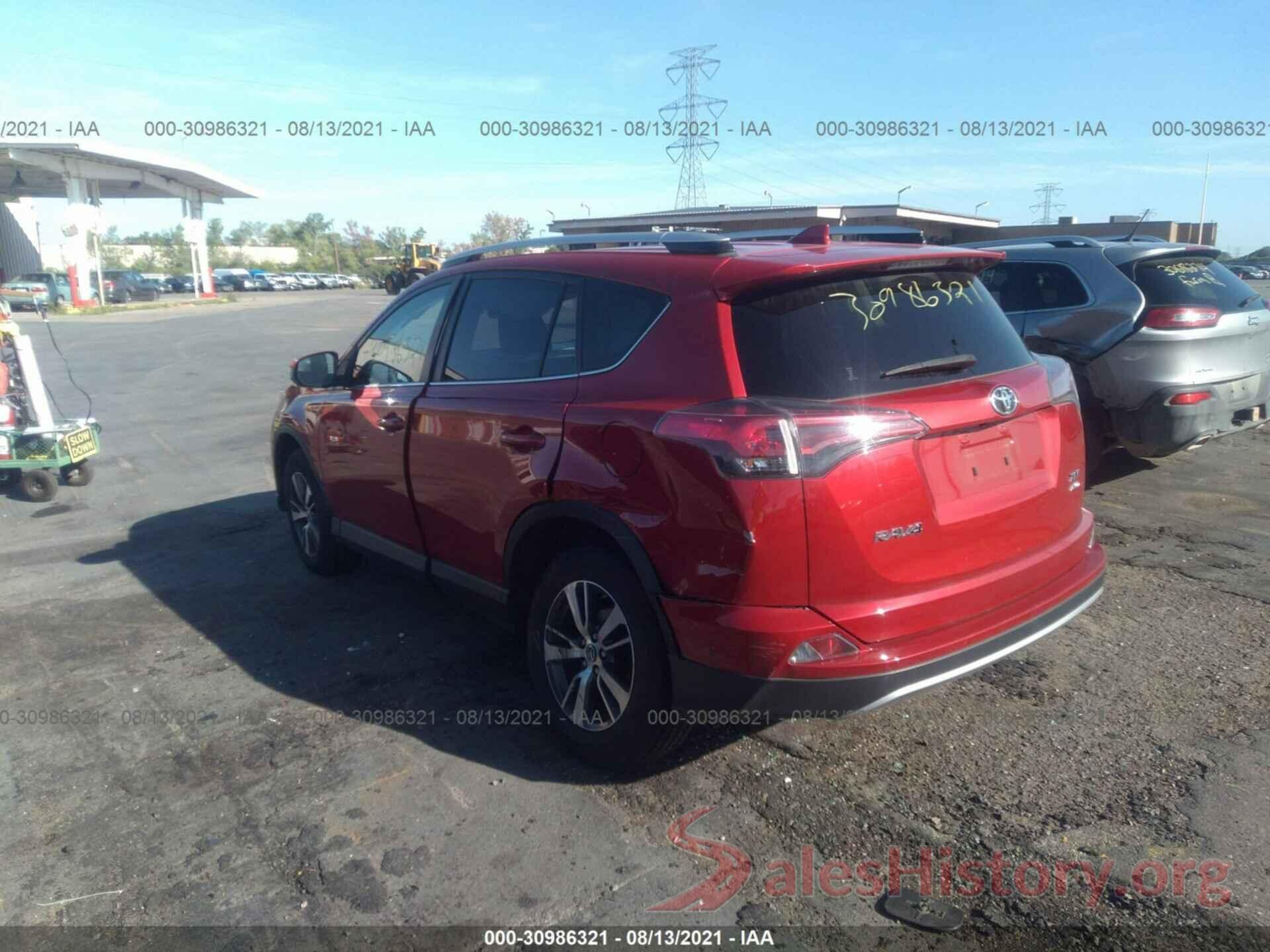 JTMRFREV3GJ080669 2016 TOYOTA RAV4