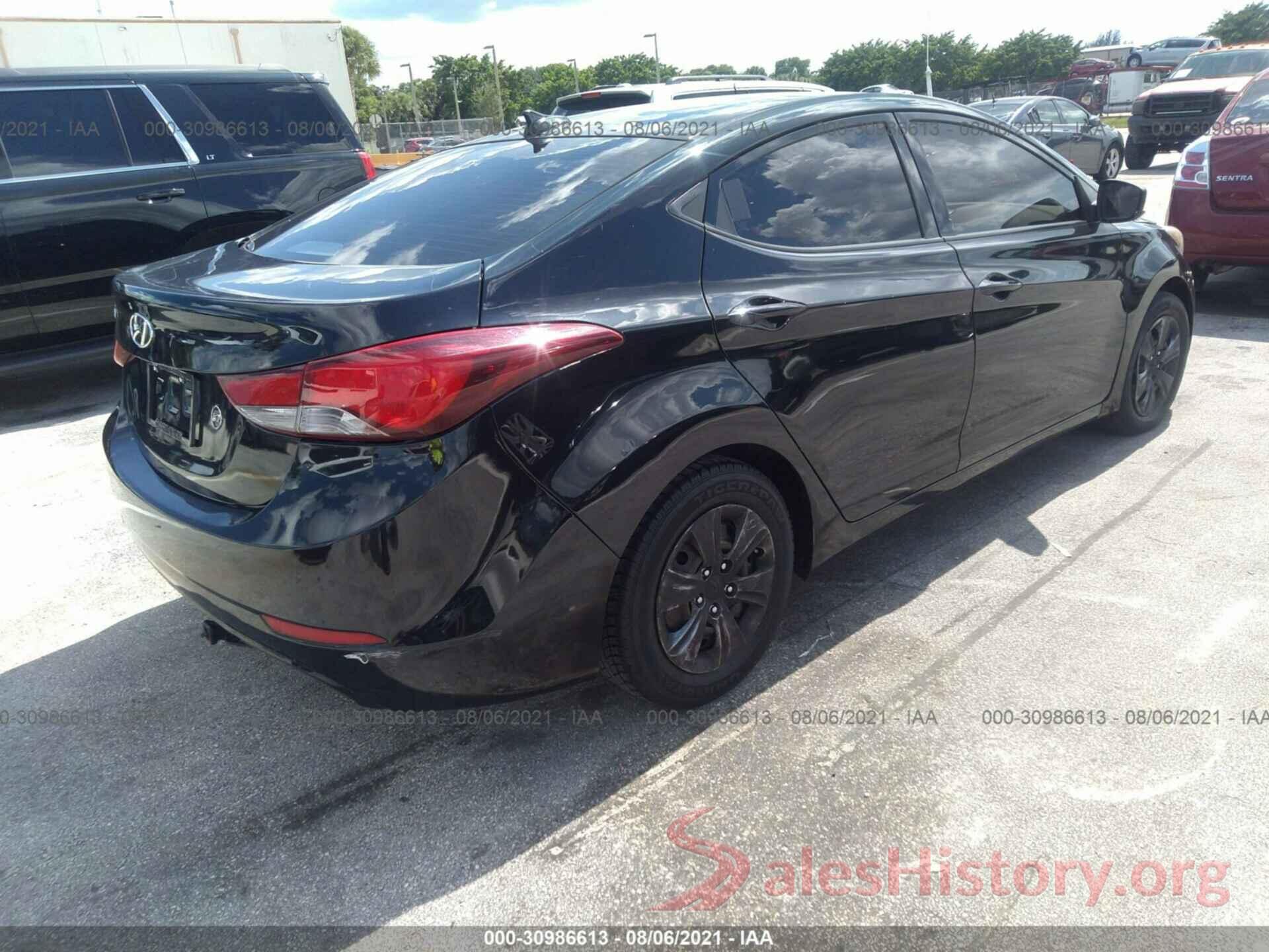 KMHDH4AE5GU575818 2016 HYUNDAI ELANTRA