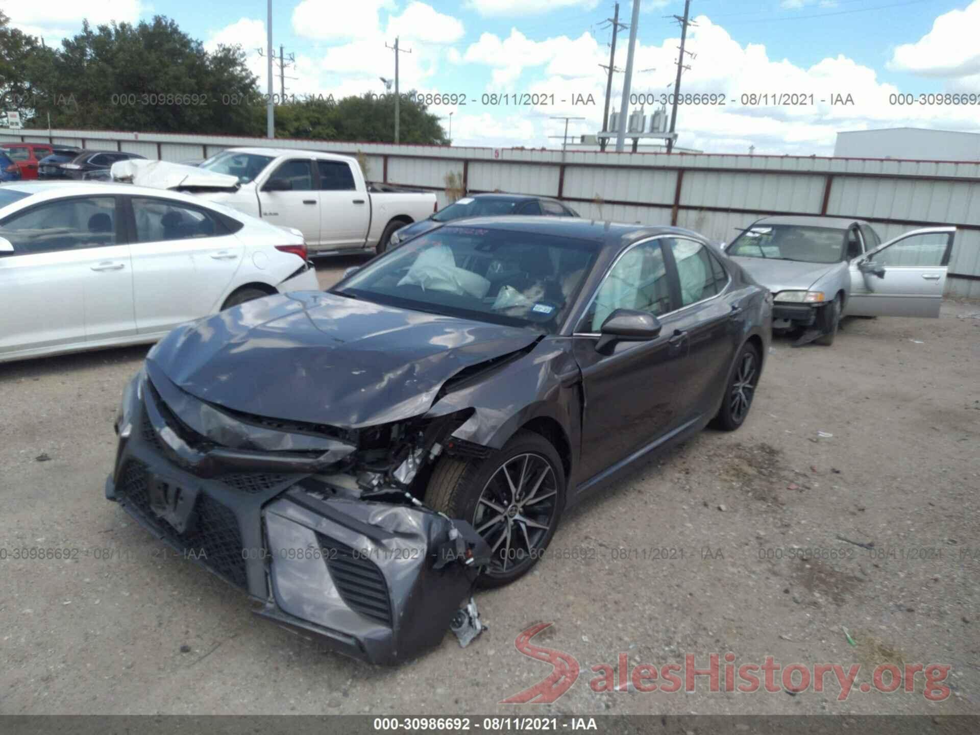 4T1G11AK1LU351672 2020 TOYOTA CAMRY