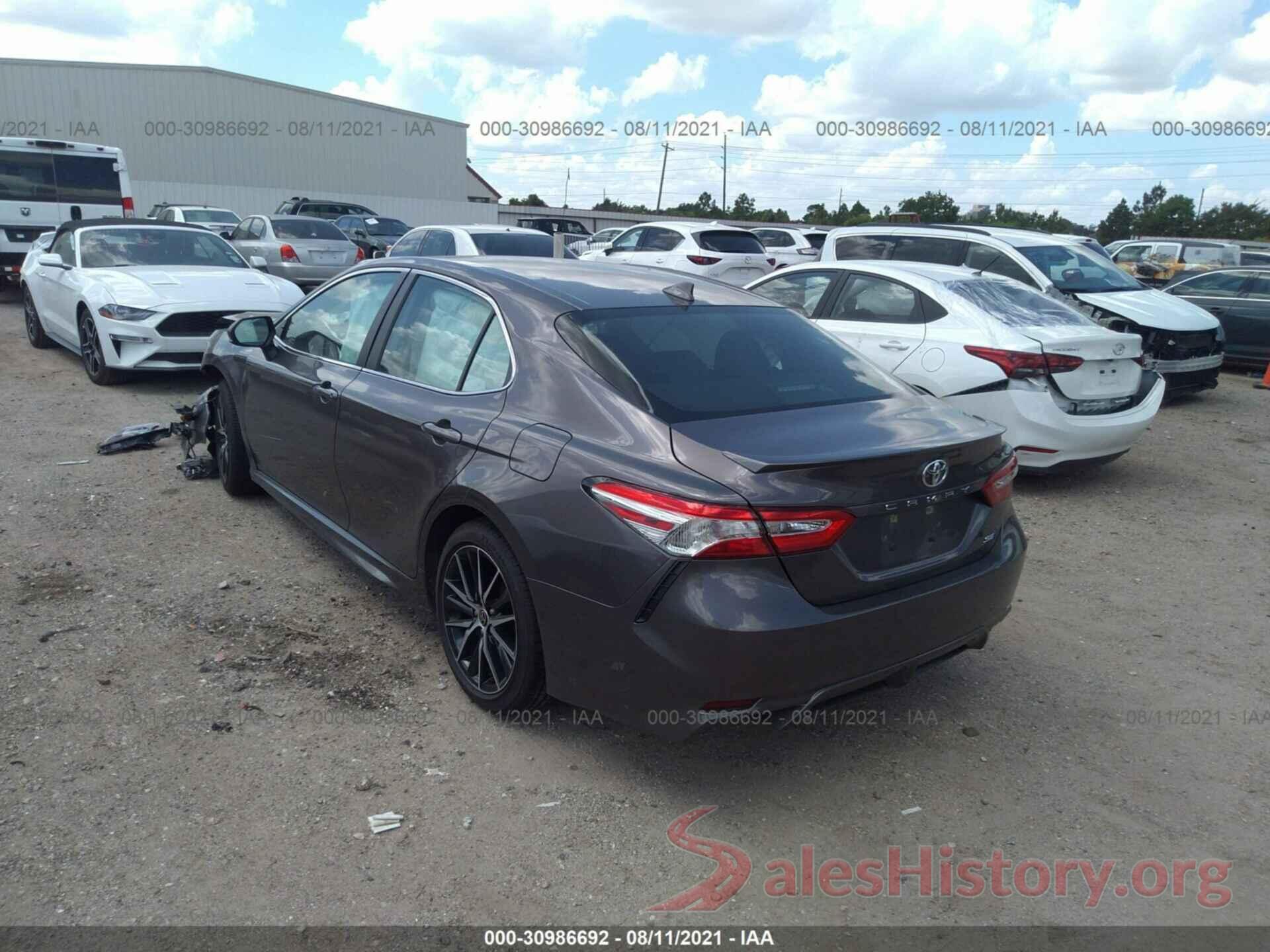 4T1G11AK1LU351672 2020 TOYOTA CAMRY