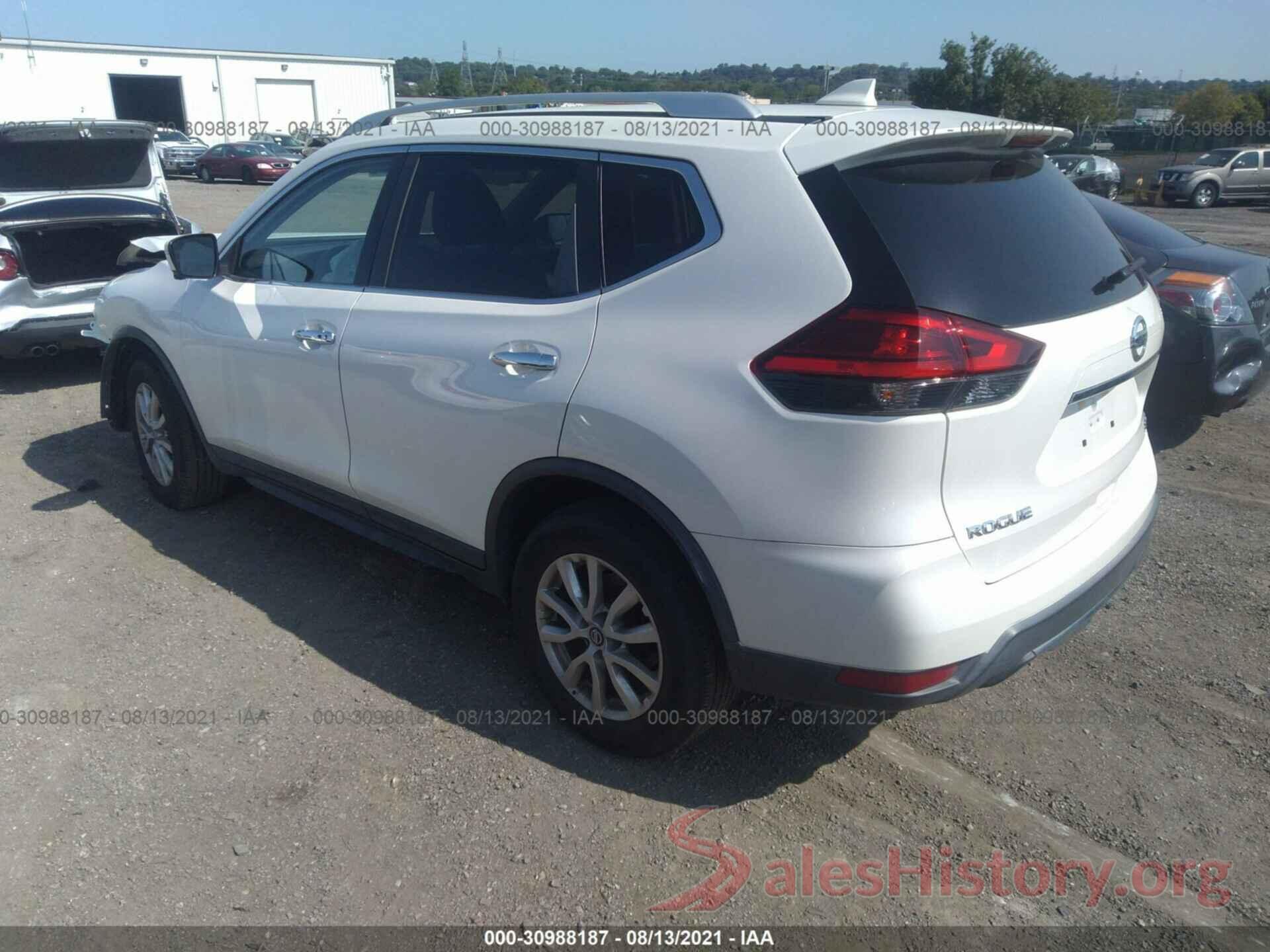 KNMAT2MV9HP581563 2017 NISSAN ROGUE