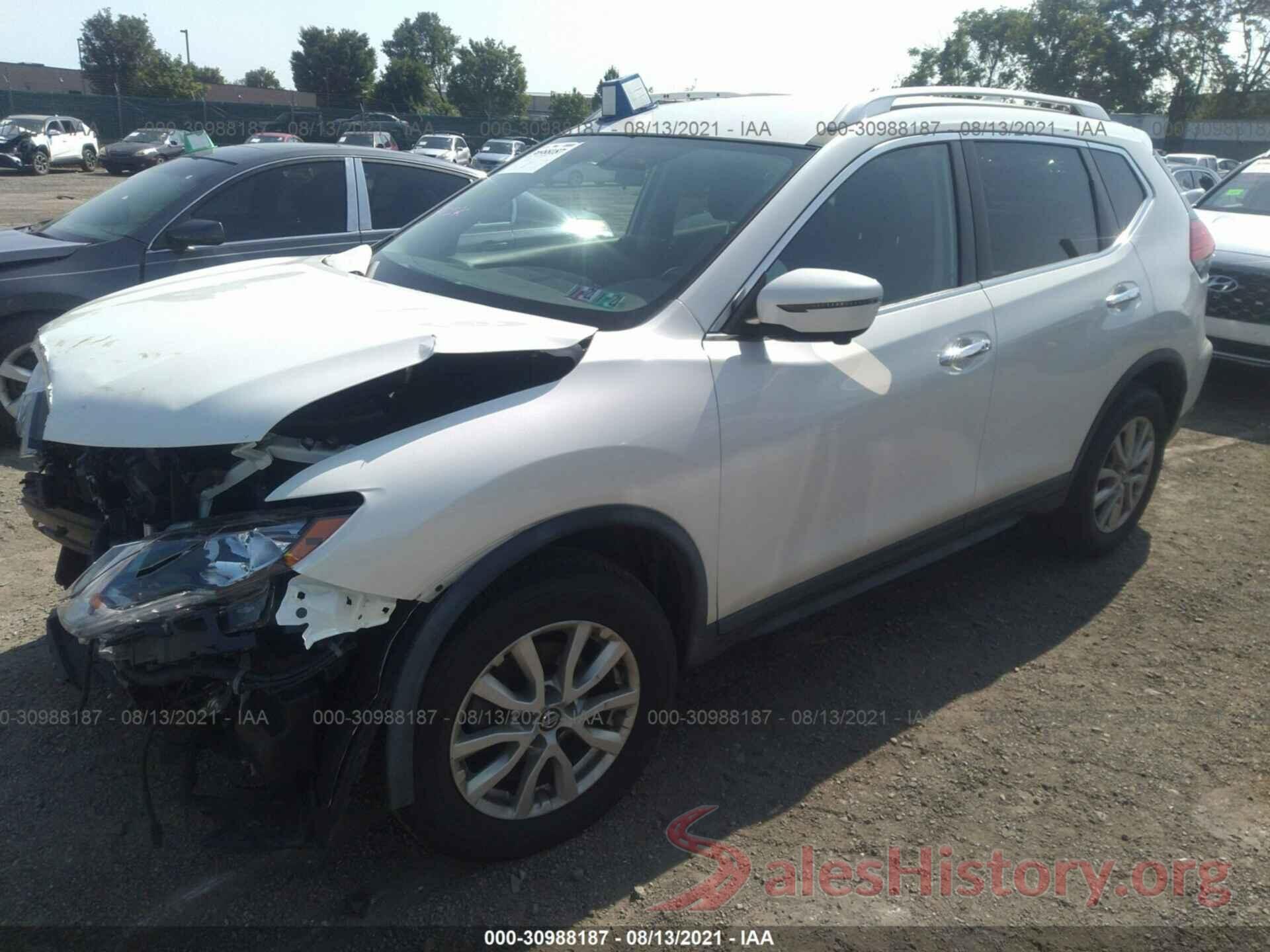 KNMAT2MV9HP581563 2017 NISSAN ROGUE