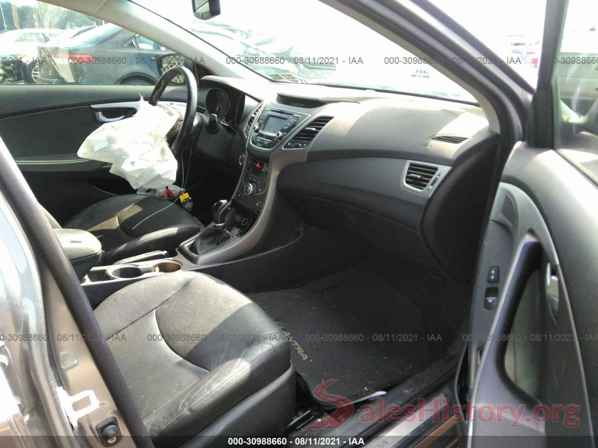 KMHDH4AE4GU596112 2016 HYUNDAI ELANTRA