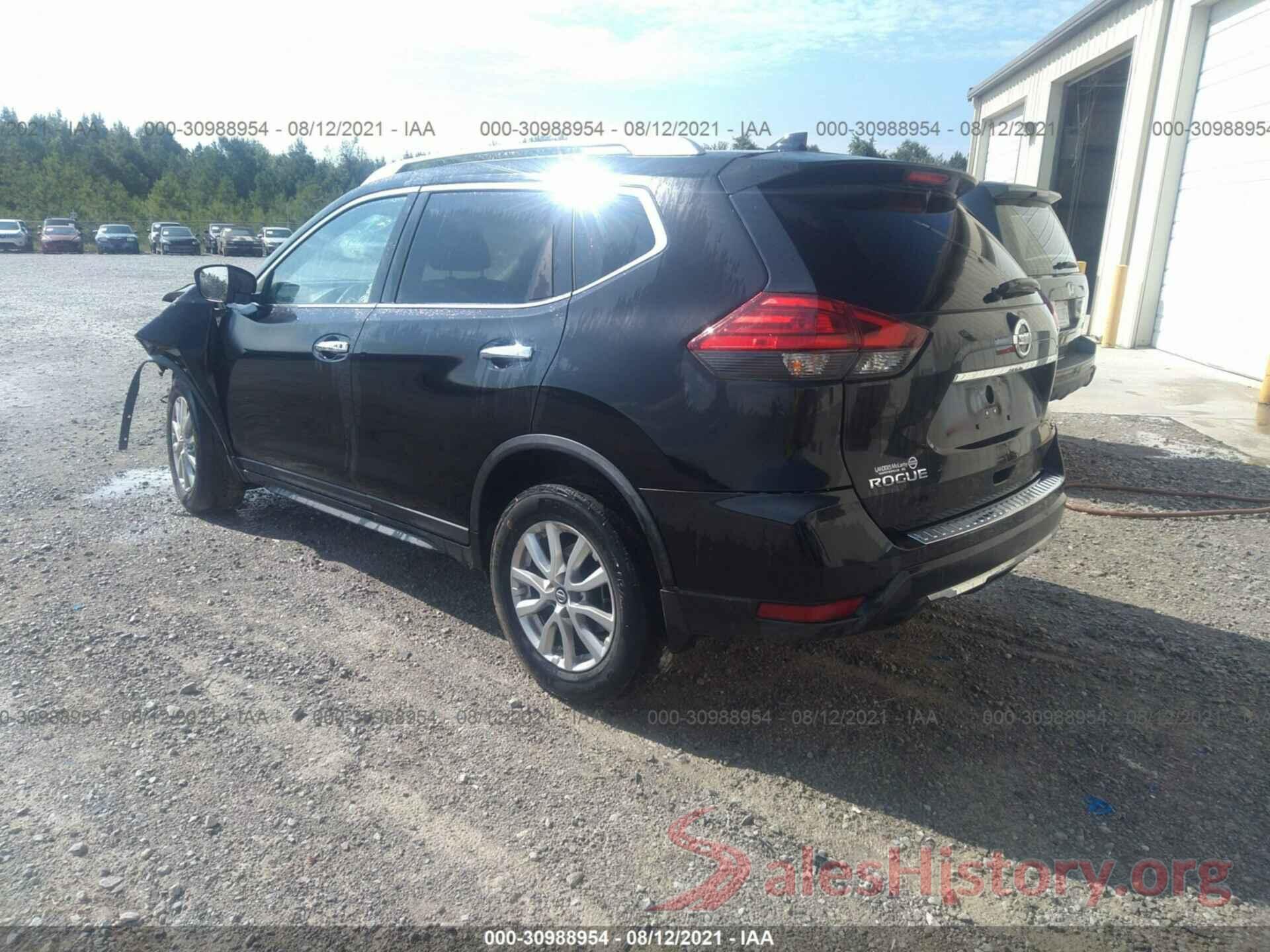 KNMAT2MT6HP501120 2017 NISSAN ROGUE