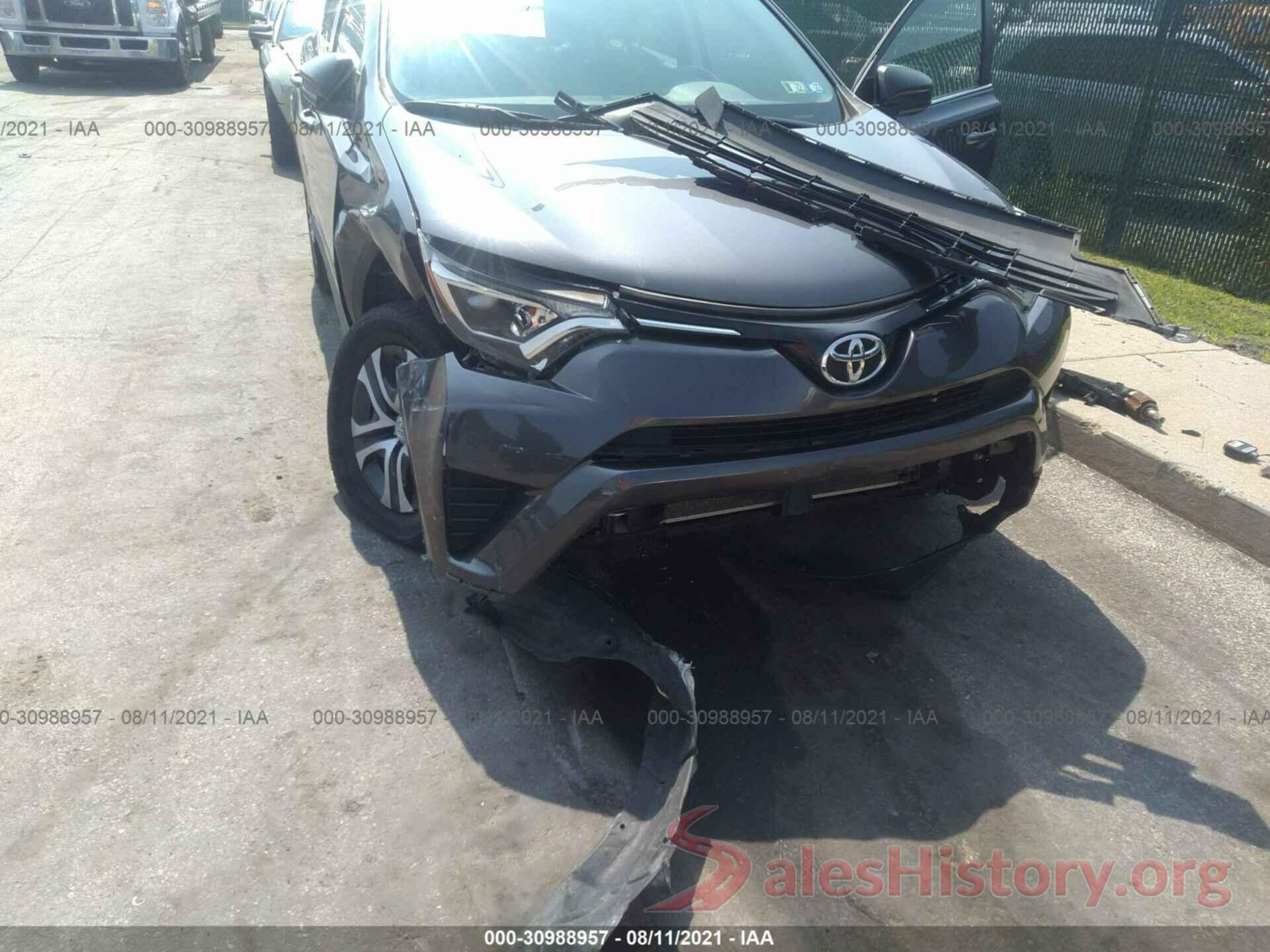 JTMBFREV3GJ082844 2016 TOYOTA RAV4