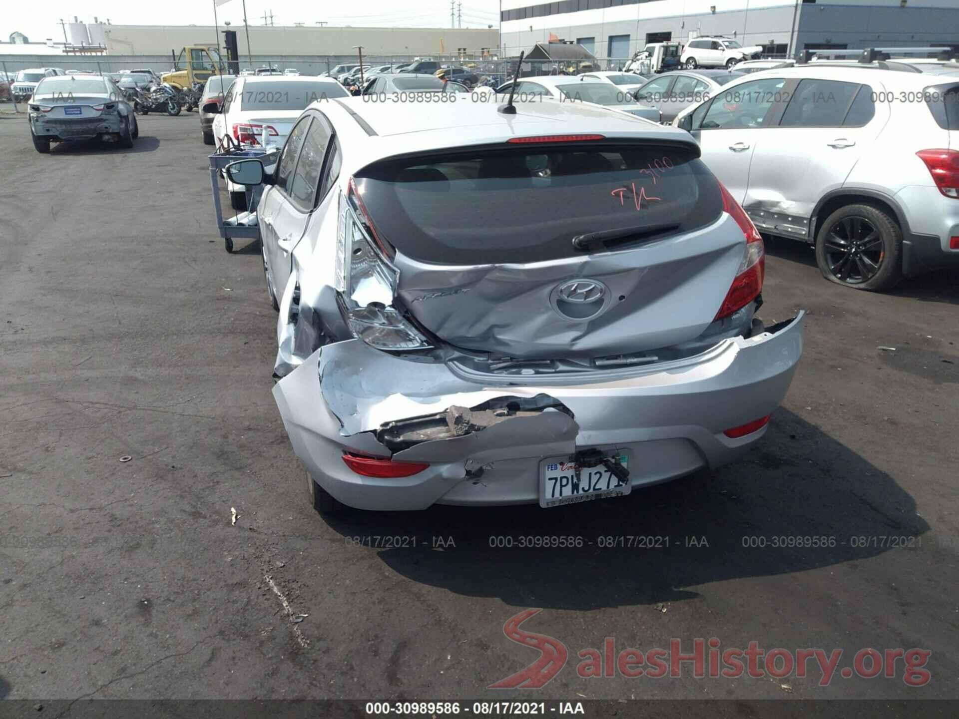 KMHCU5AE2GU264635 2016 HYUNDAI ACCENT