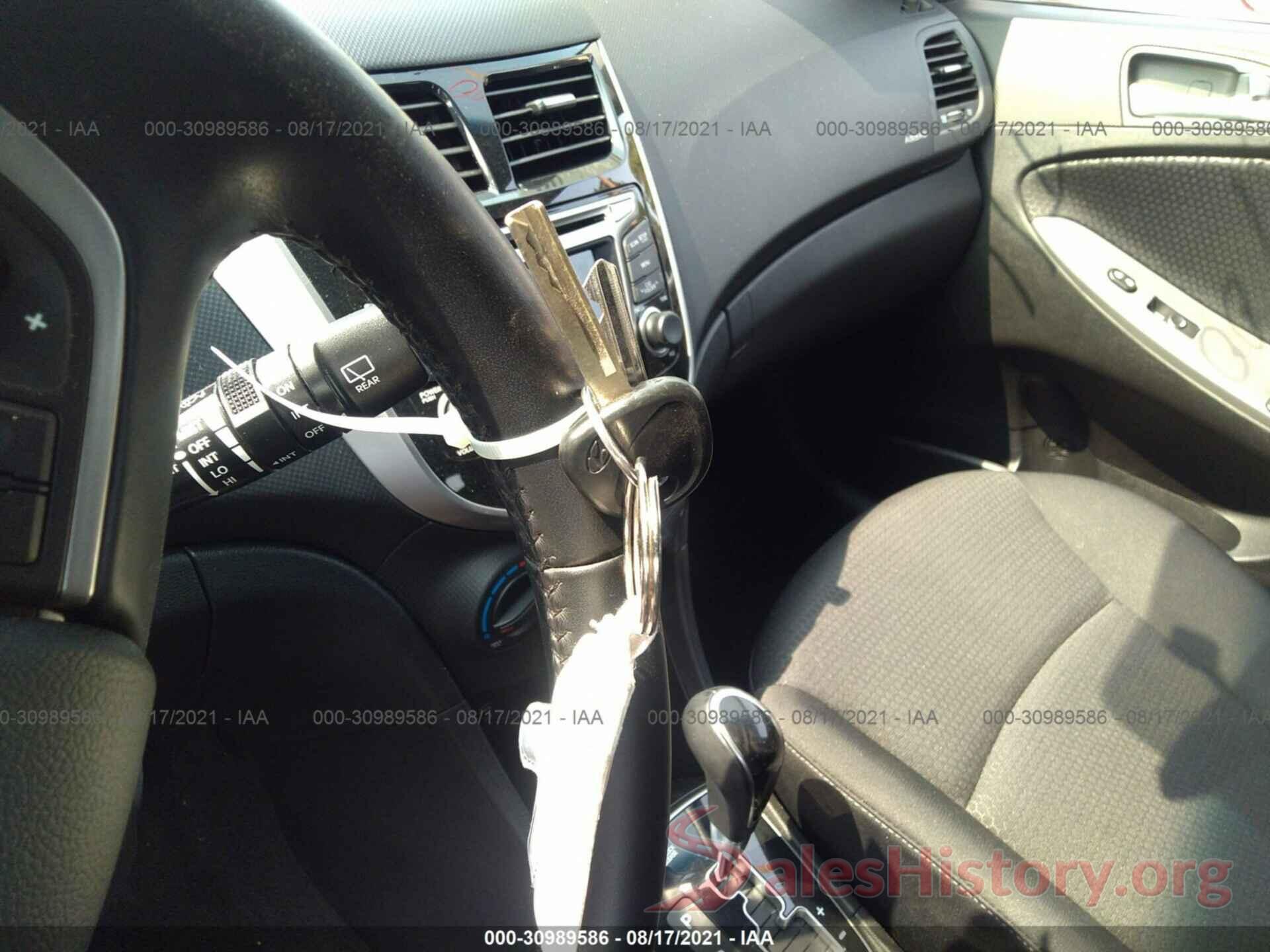 KMHCU5AE2GU264635 2016 HYUNDAI ACCENT