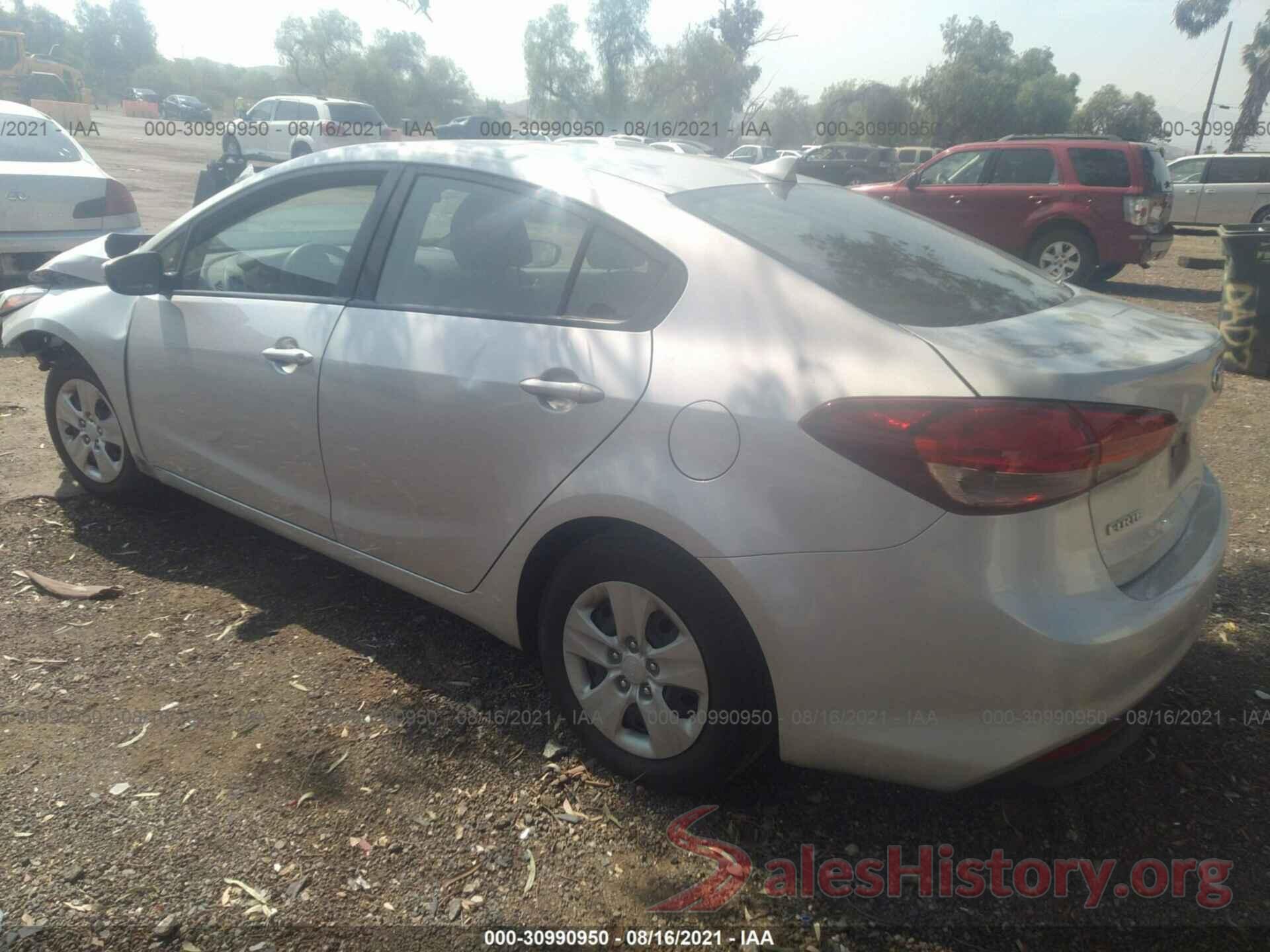 3KPFK4A76HE143898 2017 KIA FORTE