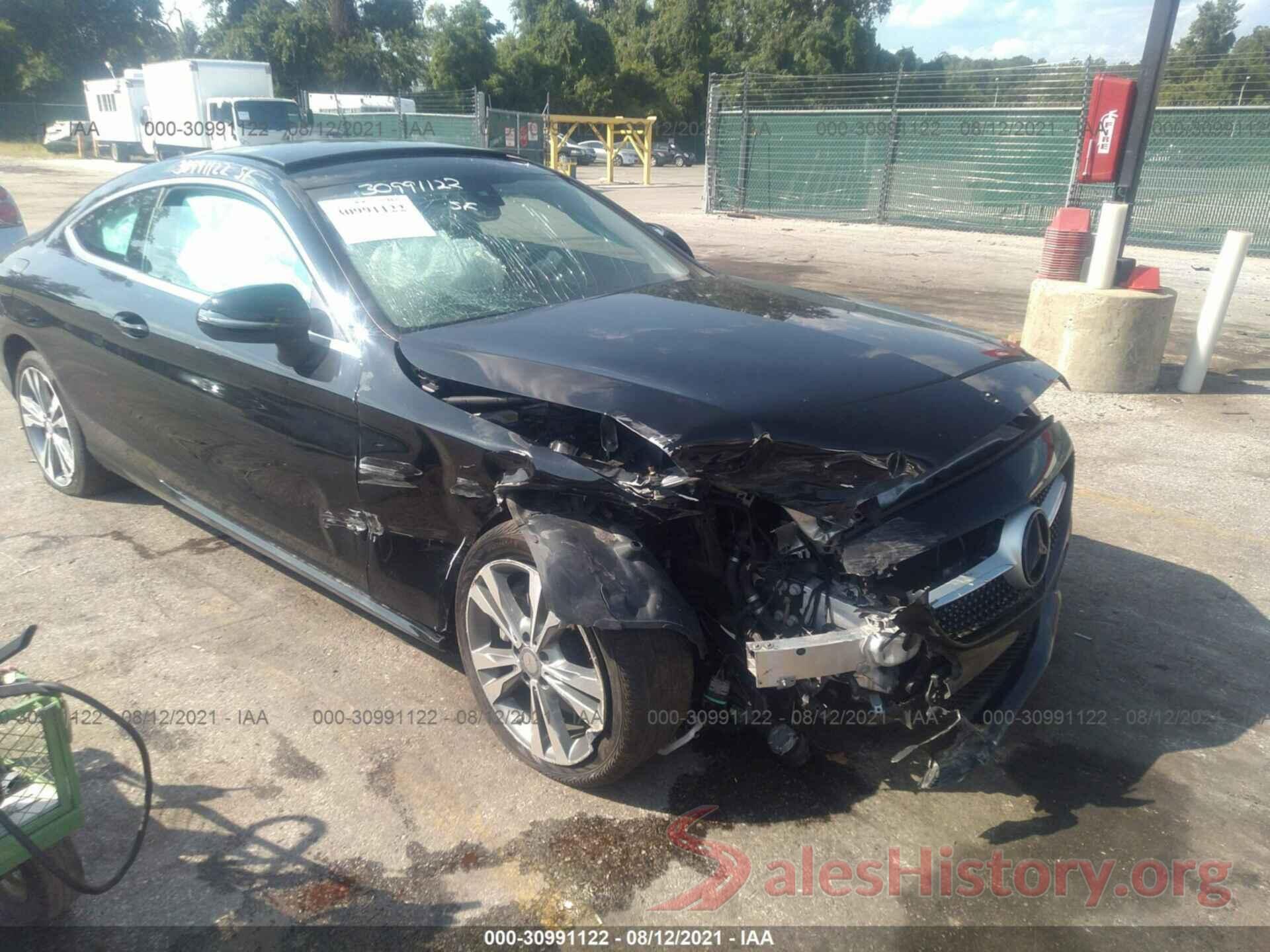 WDDWJ4KB5HF423796 2017 MERCEDES-BENZ C-CLASS