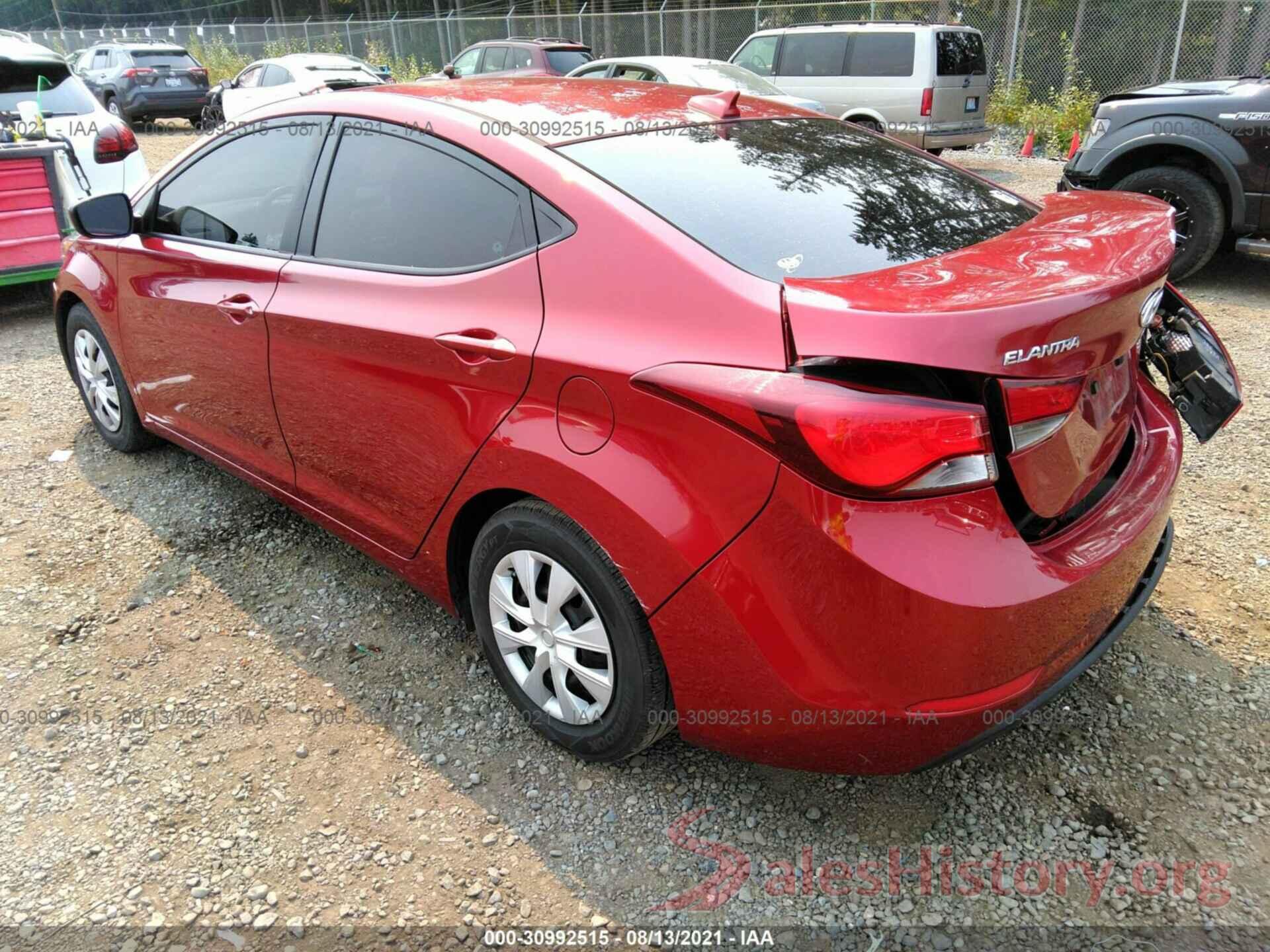 5NPDH4AE1GH687868 2016 HYUNDAI ELANTRA