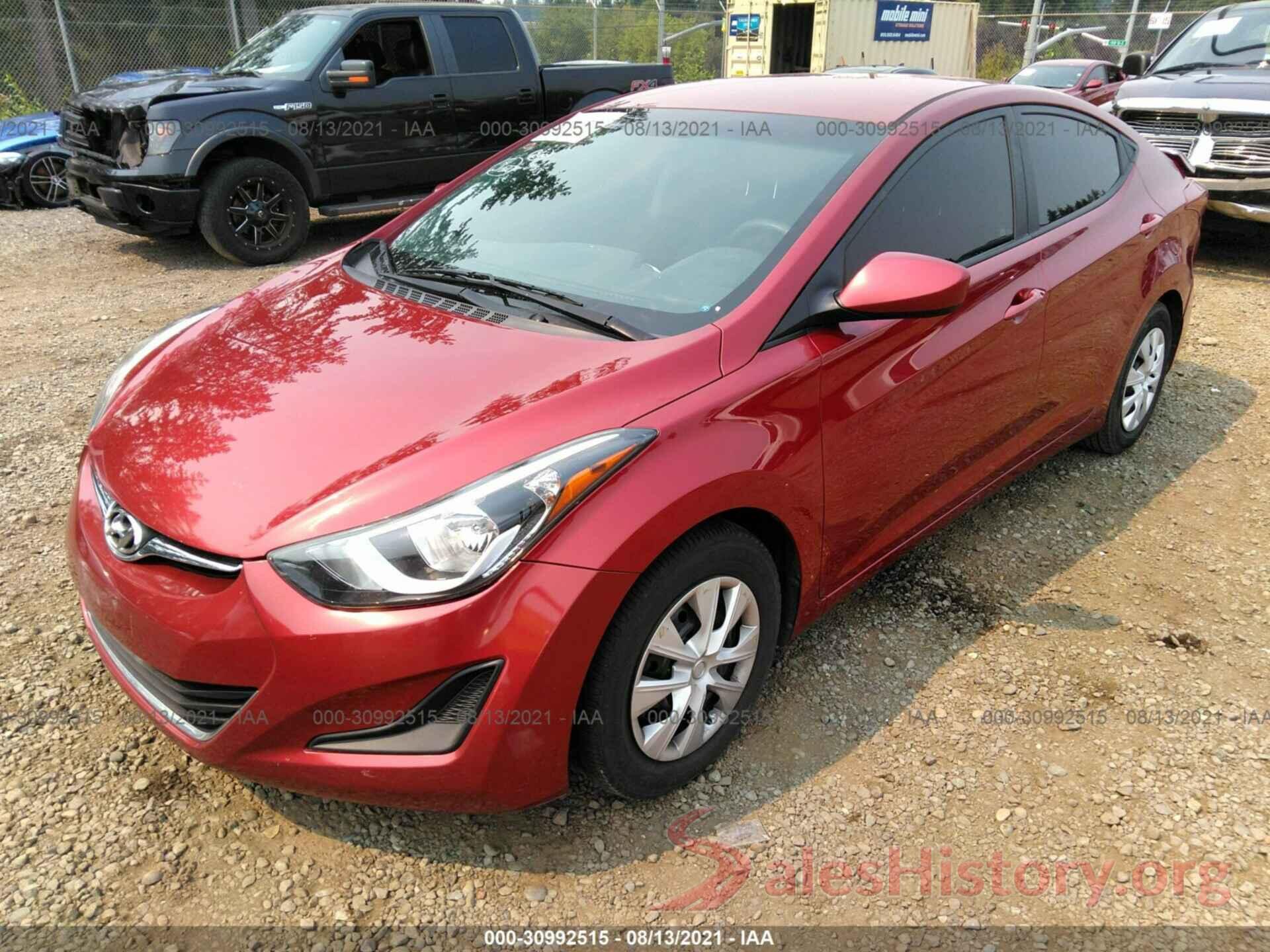 5NPDH4AE1GH687868 2016 HYUNDAI ELANTRA