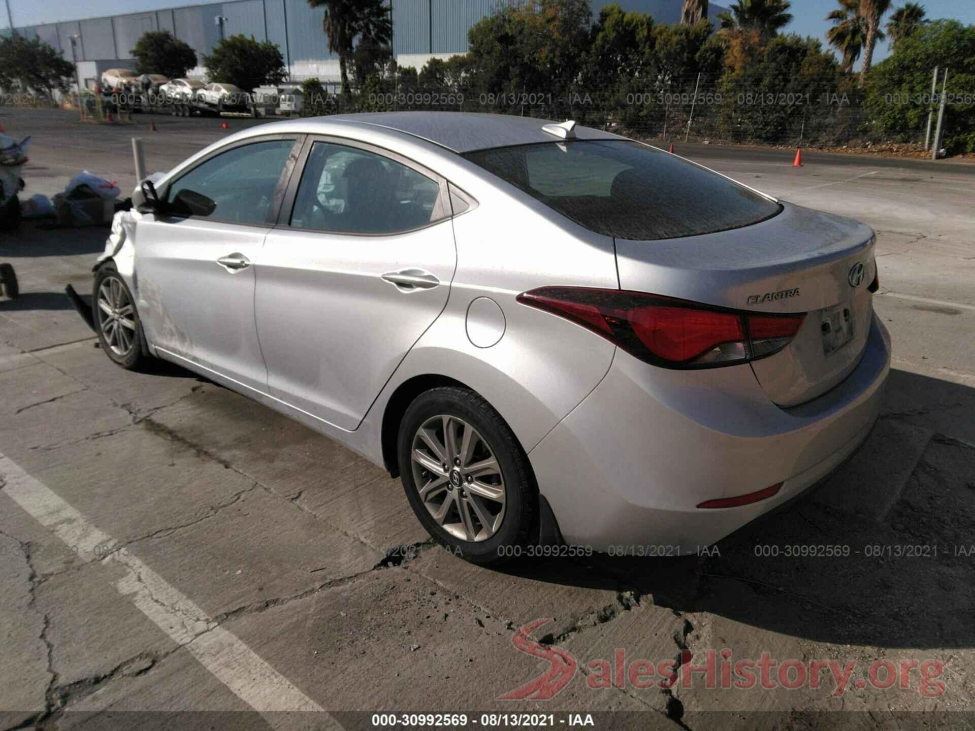 5NPDH4AE8GH704133 2016 HYUNDAI ELANTRA