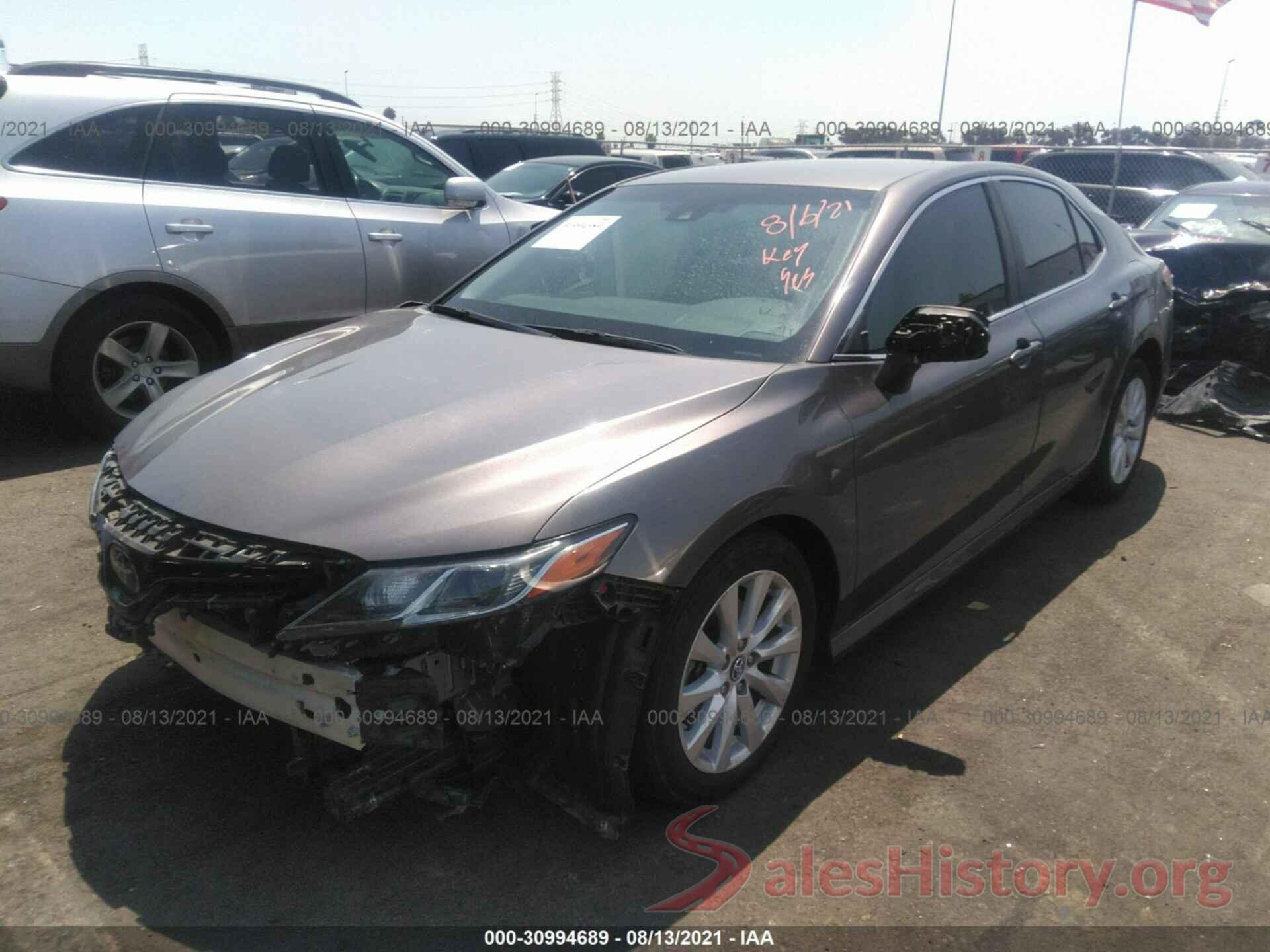 4T1B11HK7JU656820 2018 TOYOTA CAMRY