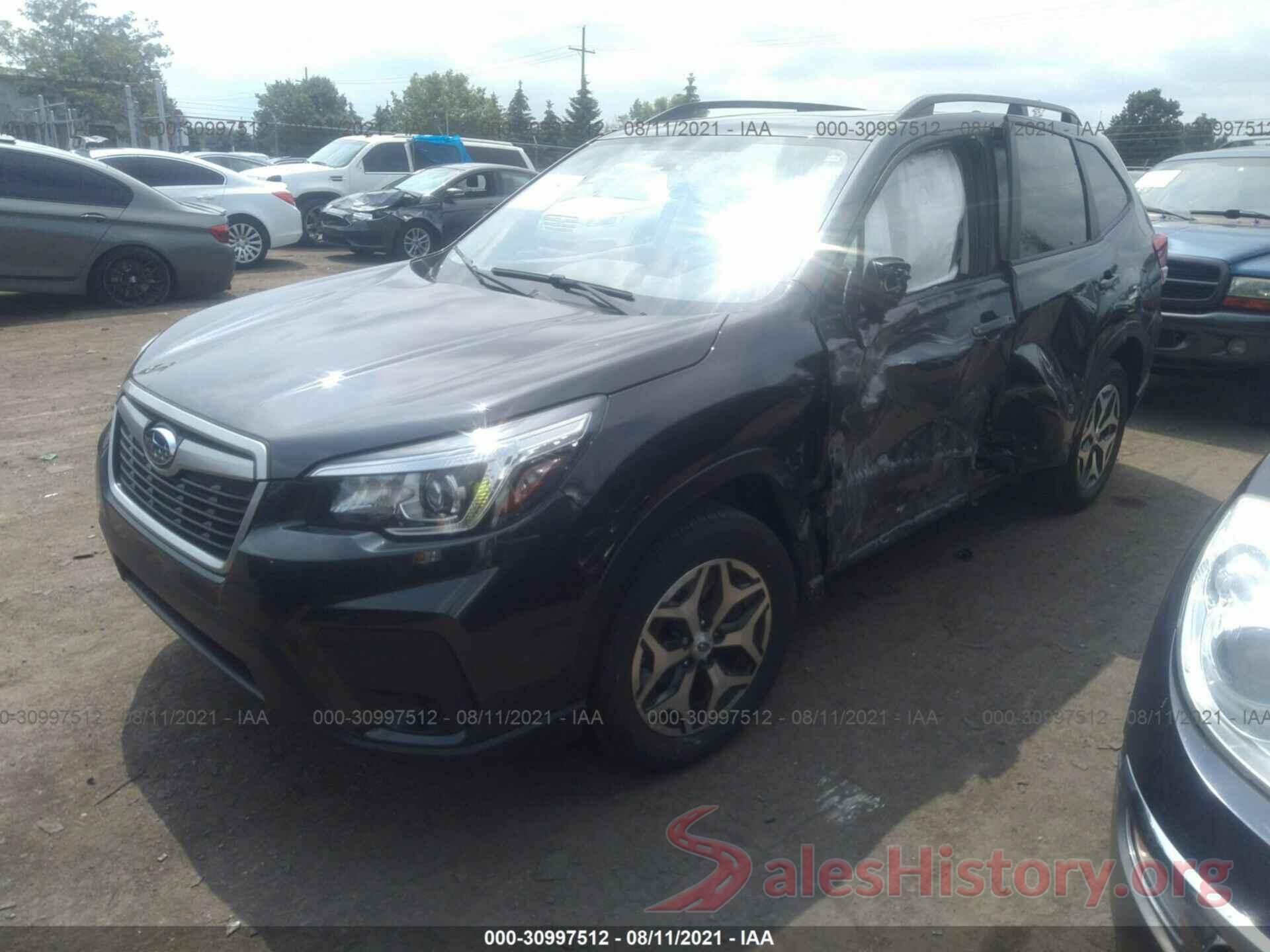 JF2SKAEC2KH569935 2019 SUBARU FORESTER