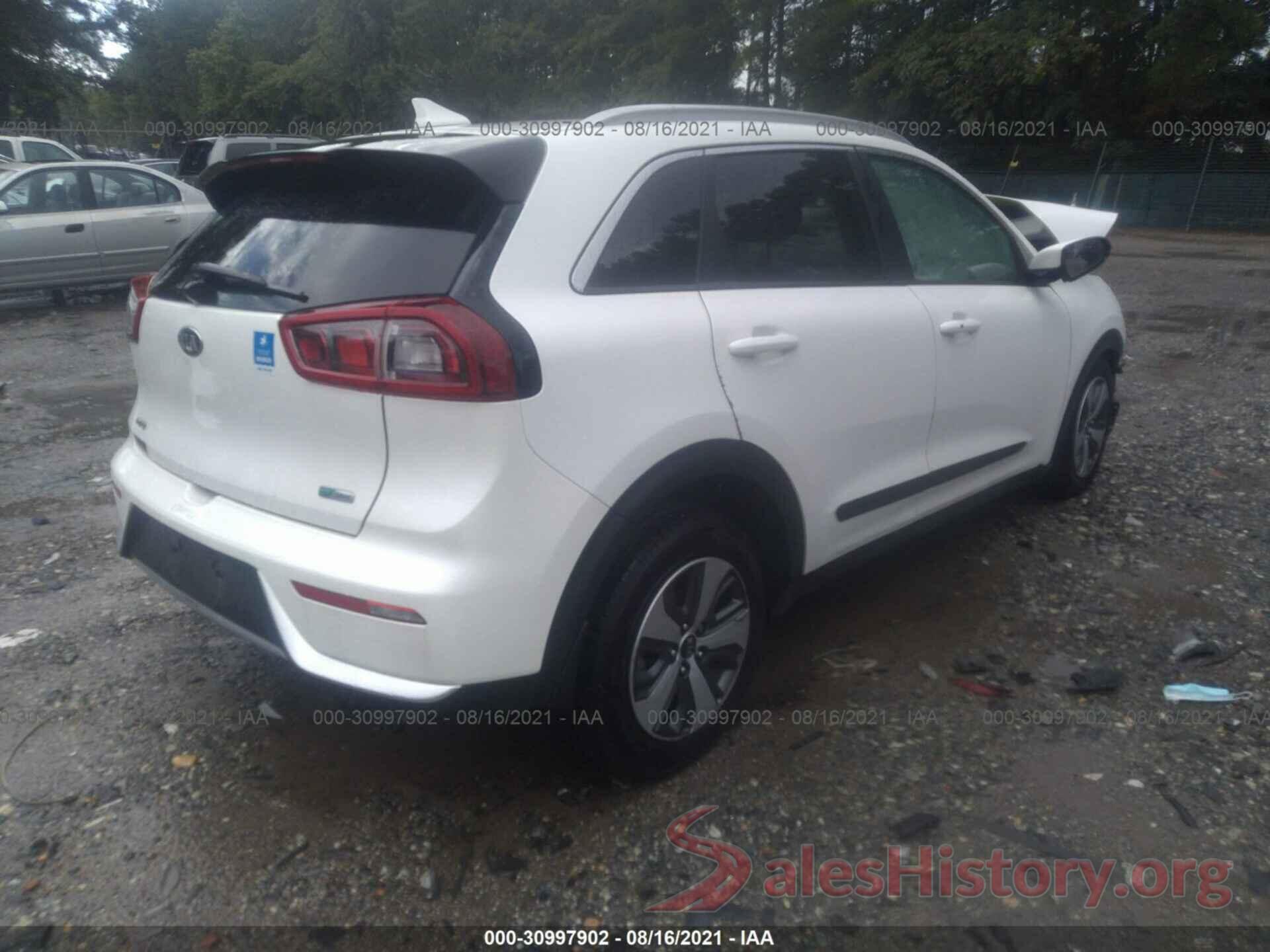 KNDCC3LC3H5069095 2017 KIA NIRO