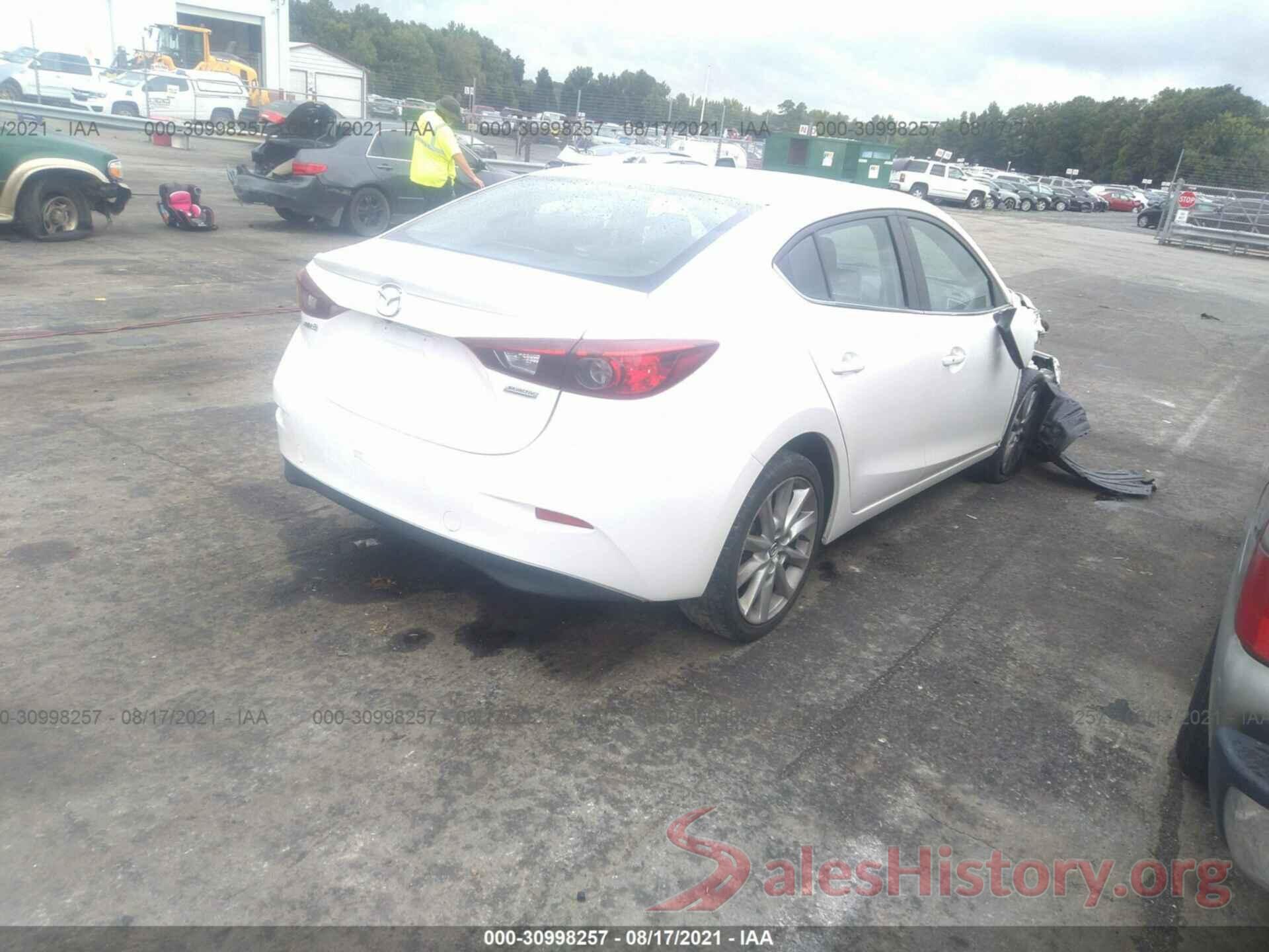 3MZBN1V7XHM147700 2017 MAZDA MAZDA3 4-DOOR