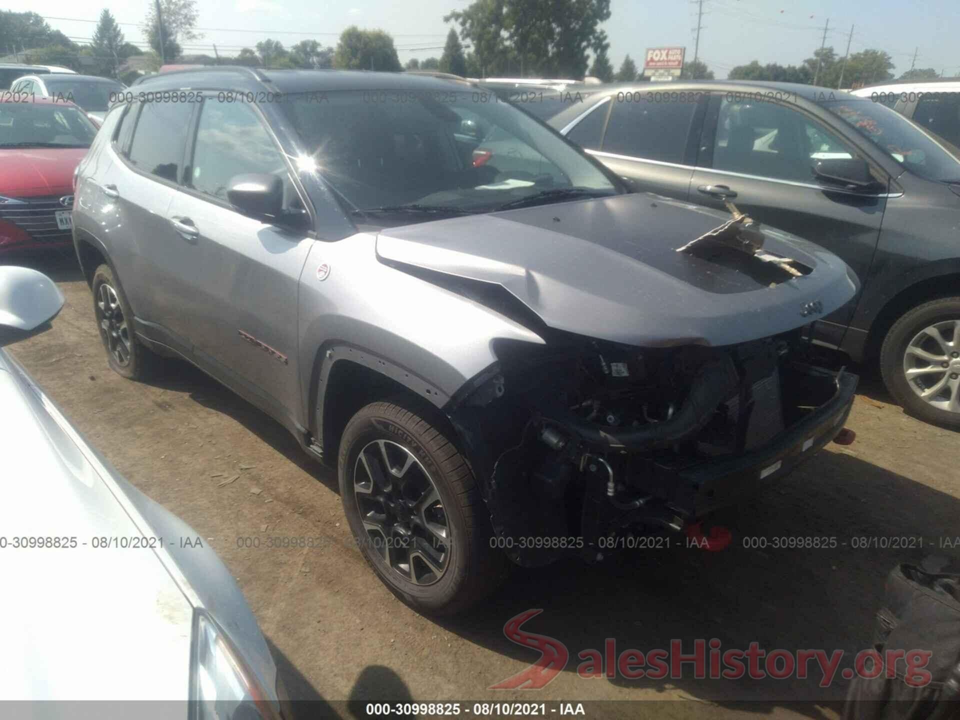 3C4NJDDB9LT195366 2020 JEEP COMPASS