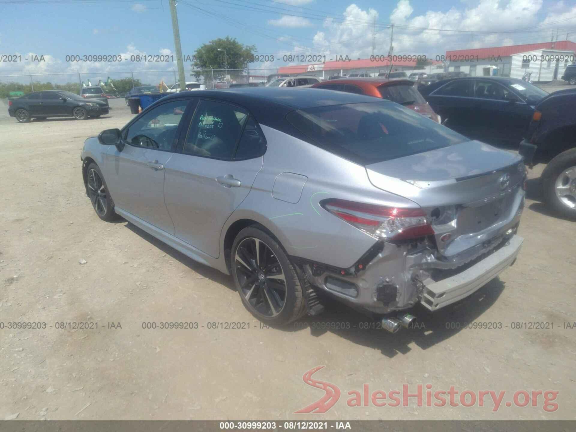 4T1B61HK5JU129652 2018 TOYOTA CAMRY