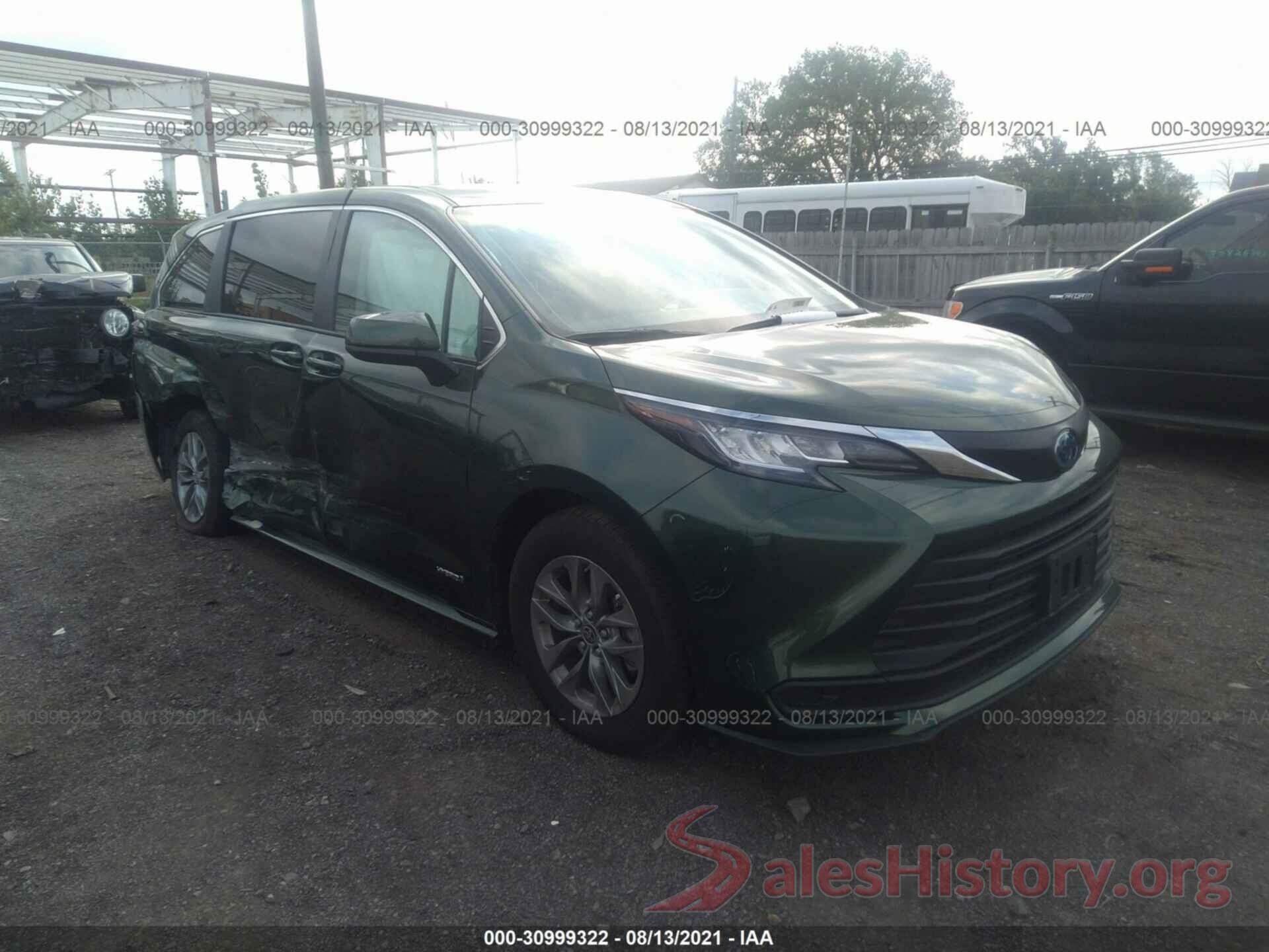 5TDKRKEC1MS010939 2021 TOYOTA SIENNA