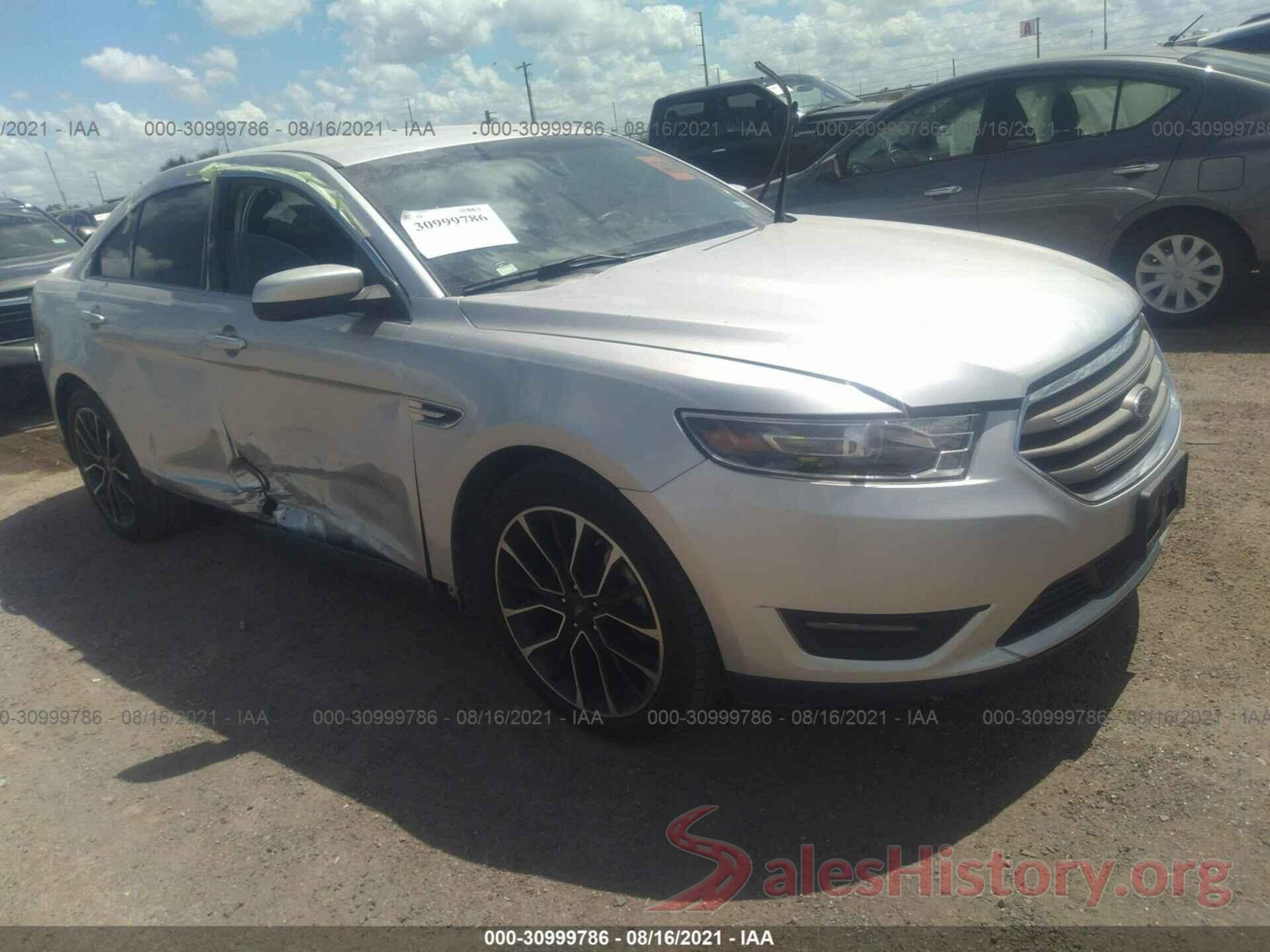 1FAHP2E8XJG133307 2018 FORD TAURUS