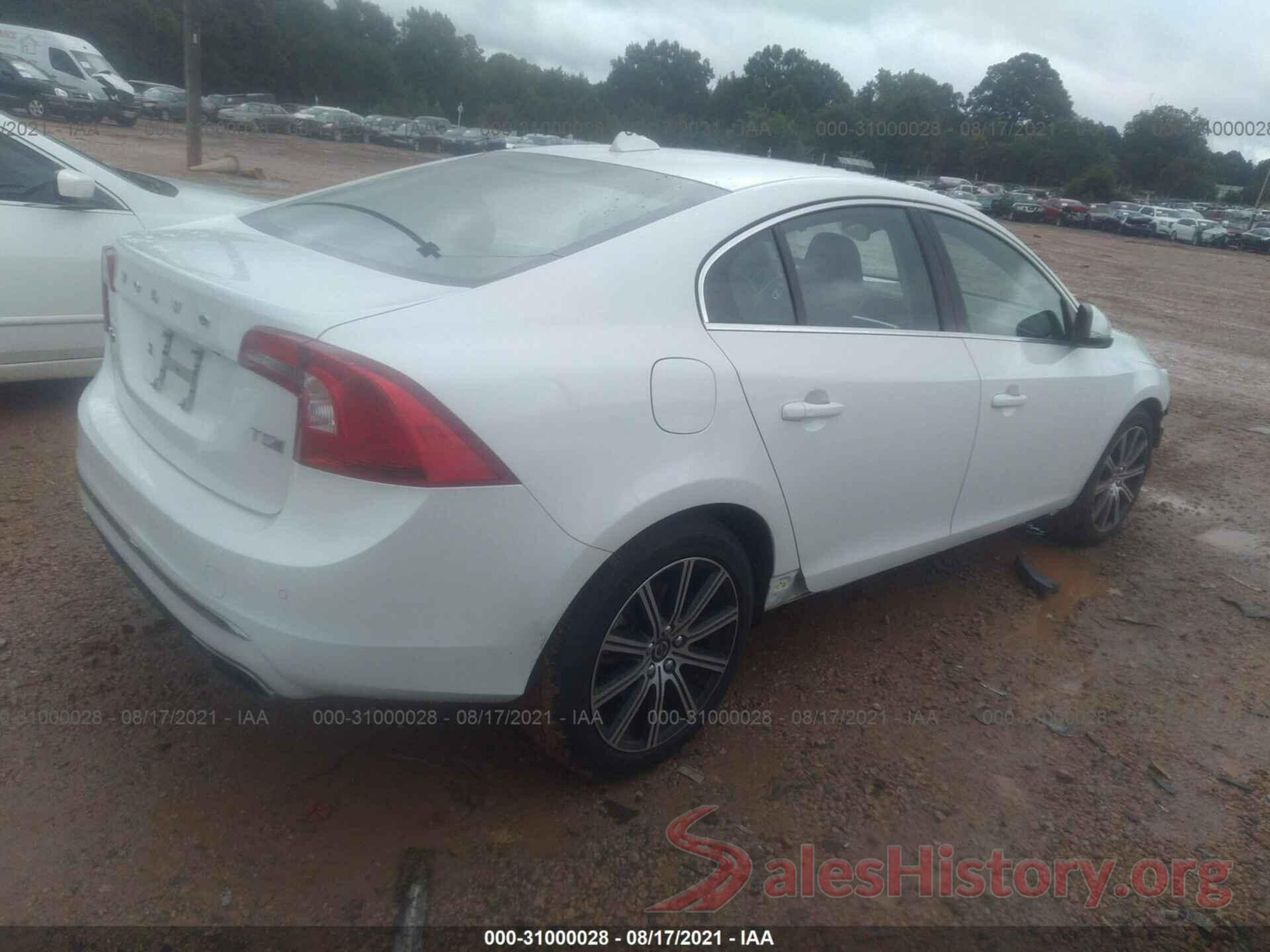 LYV402HK8JB169321 2018 VOLVO S60