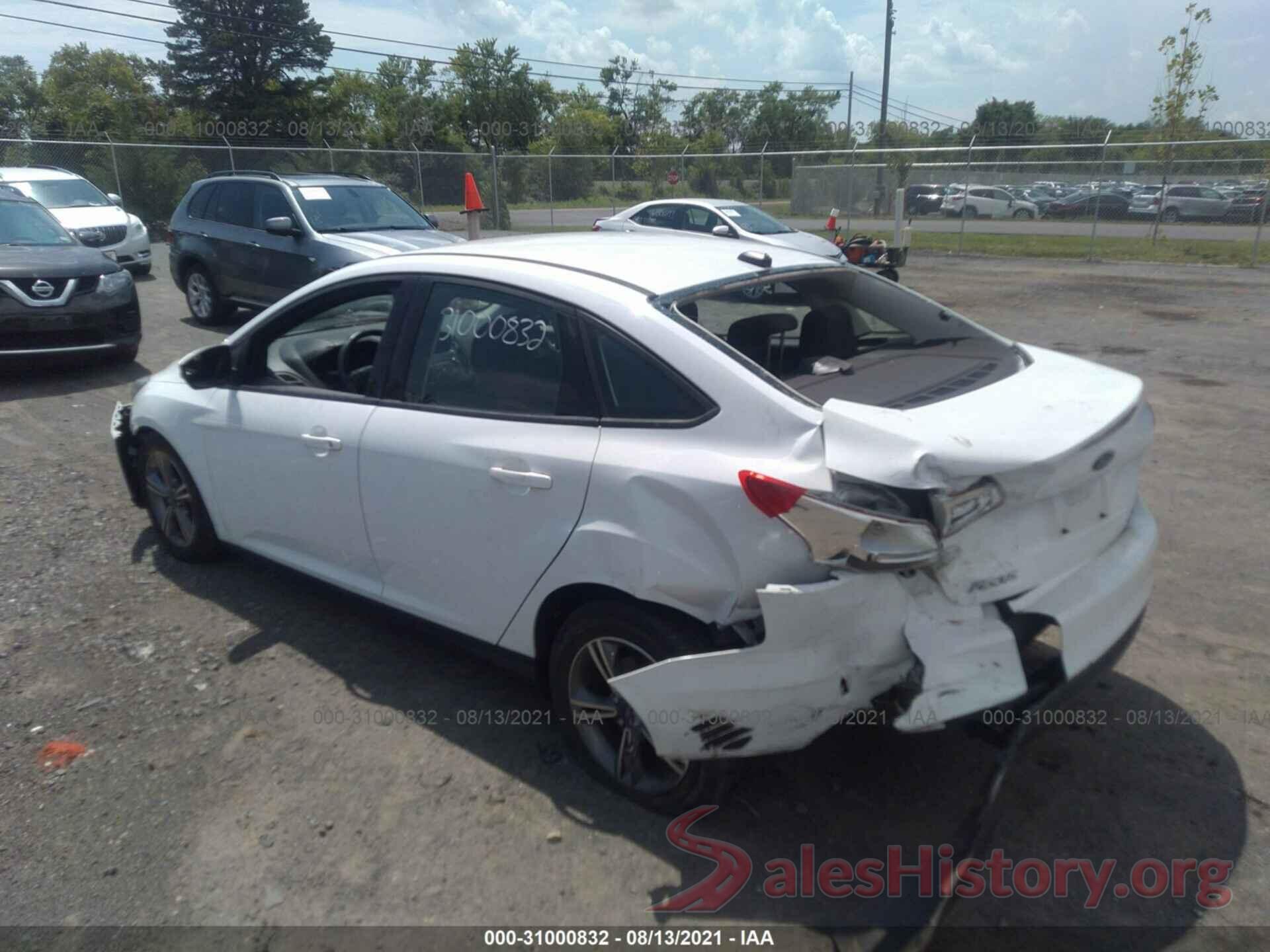 1FADP3FE8JL329830 2018 FORD FOCUS